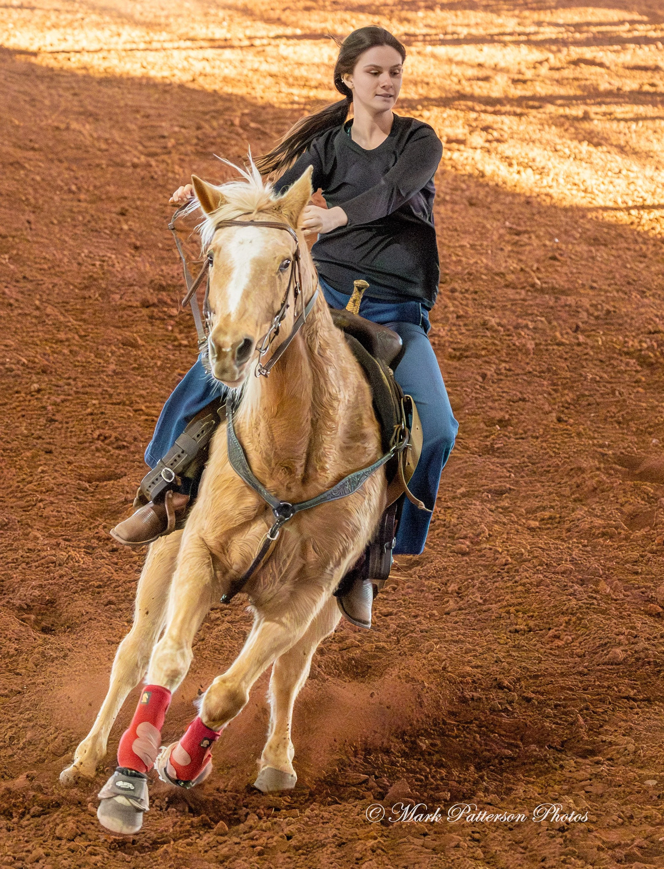 January 4, 2026, a barrel racing team competing at Latigo Farm in Landrum. #17953