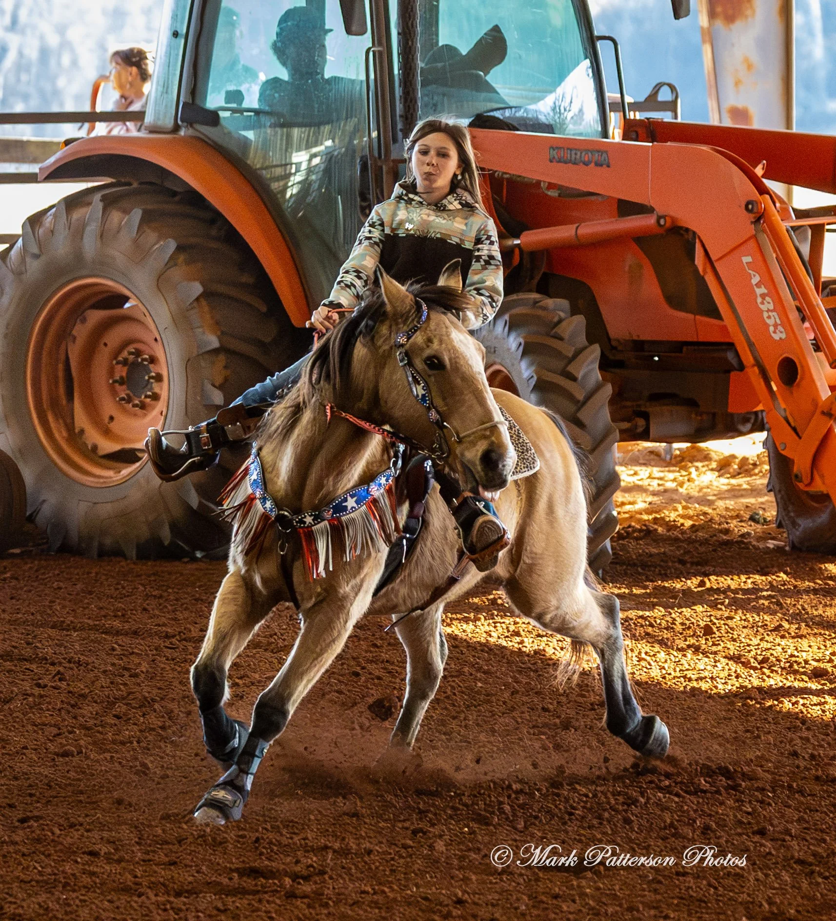 January 4, 2026, a barrel racing team competing at Latigo Farm in Landrum. #17535