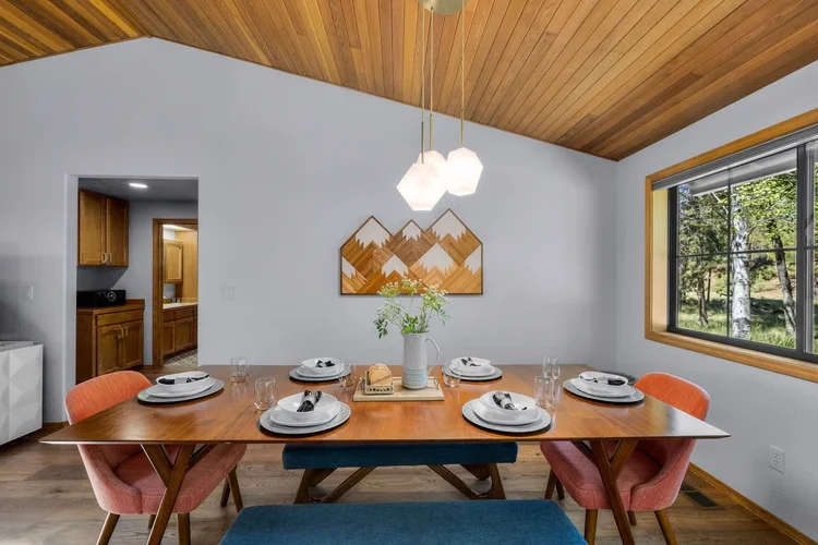 Sunriver retreat interior
