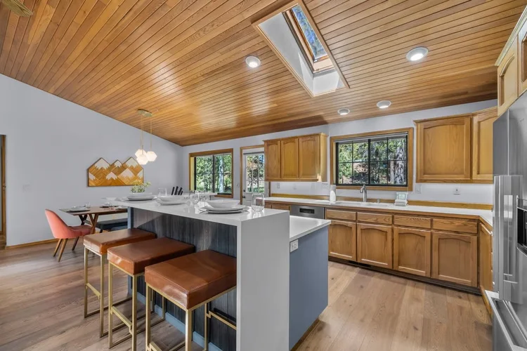 Sunriver retreat accommodations
