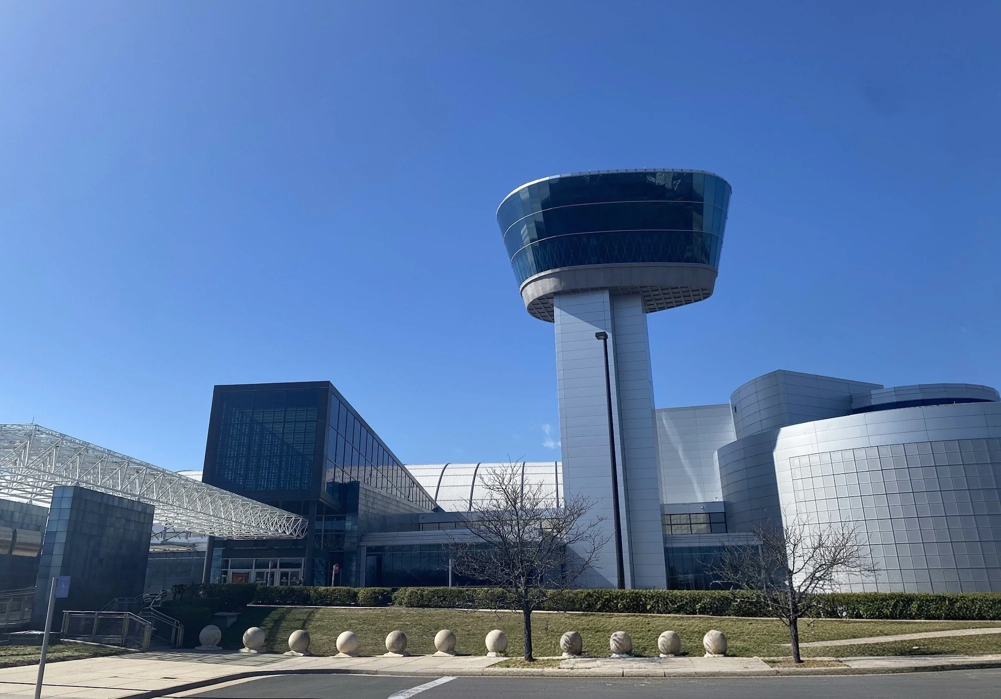 Ready for Takeoff: A Parent’s Guide to the Udvar-Hazy Air &amp; Space Museum