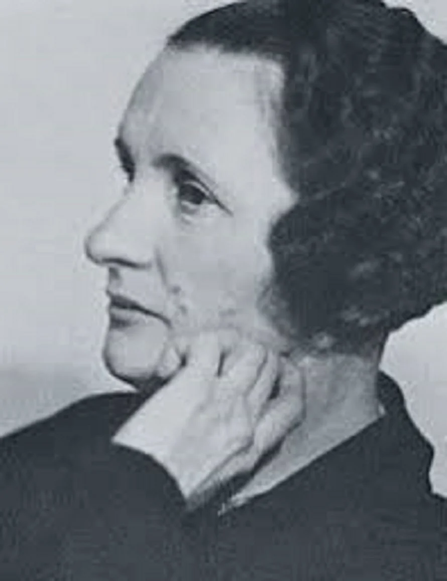 Anna Rossell traduce un poema de Regina Ullmann, poeta y escritora suizo-alemana