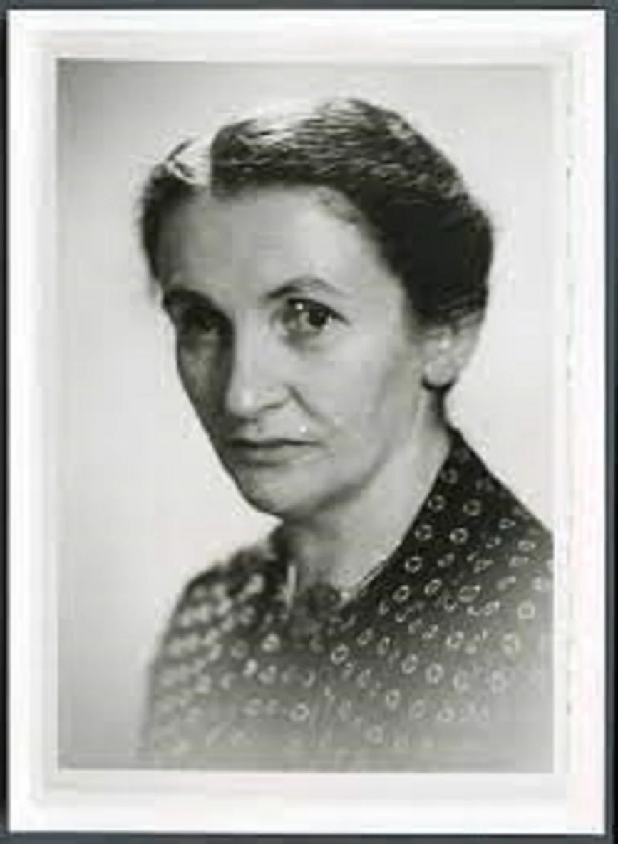 Anna Rossell traduce un poema de Regina Ullmann