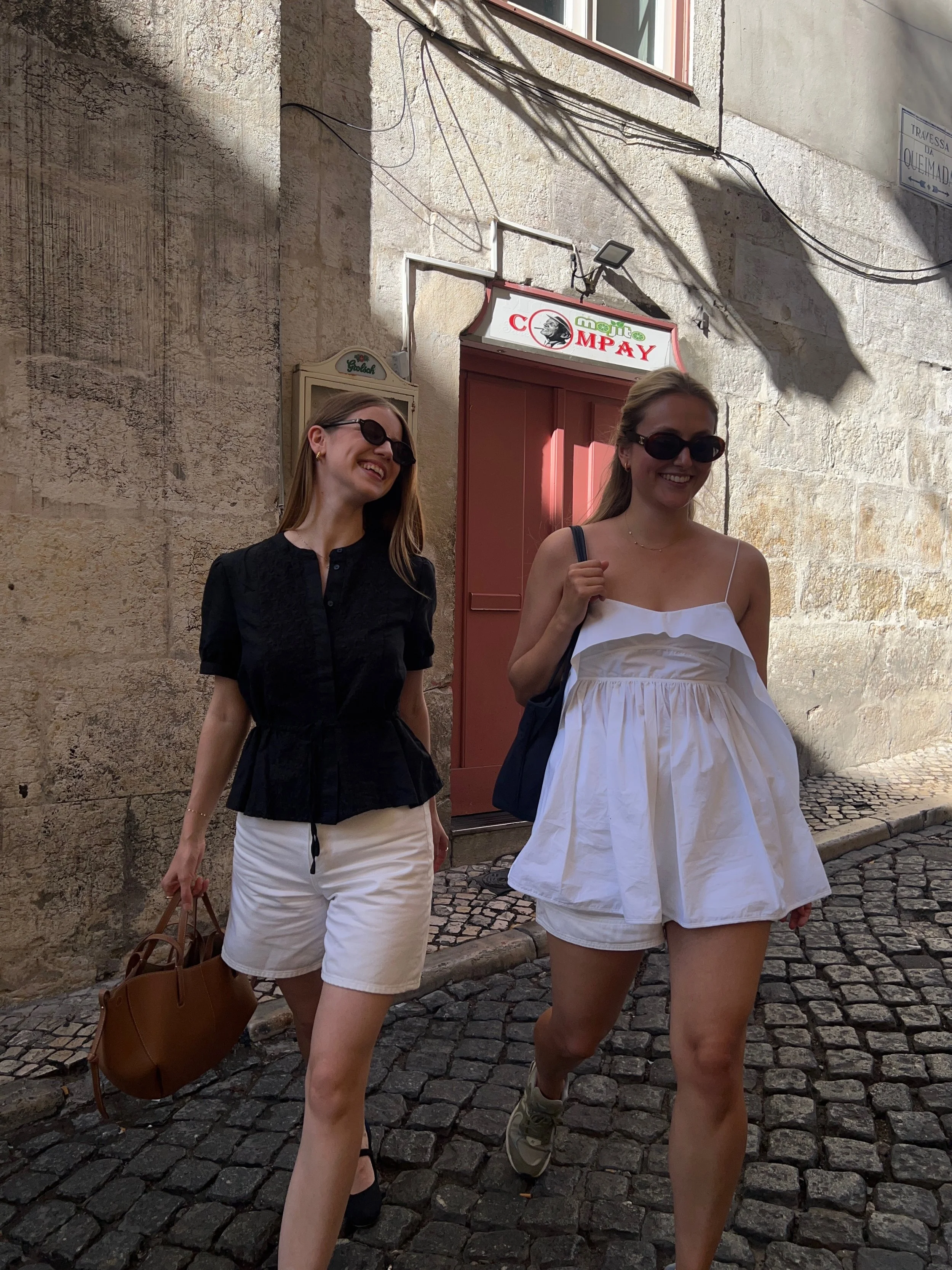 Note 06 - The Lisbon Postcard