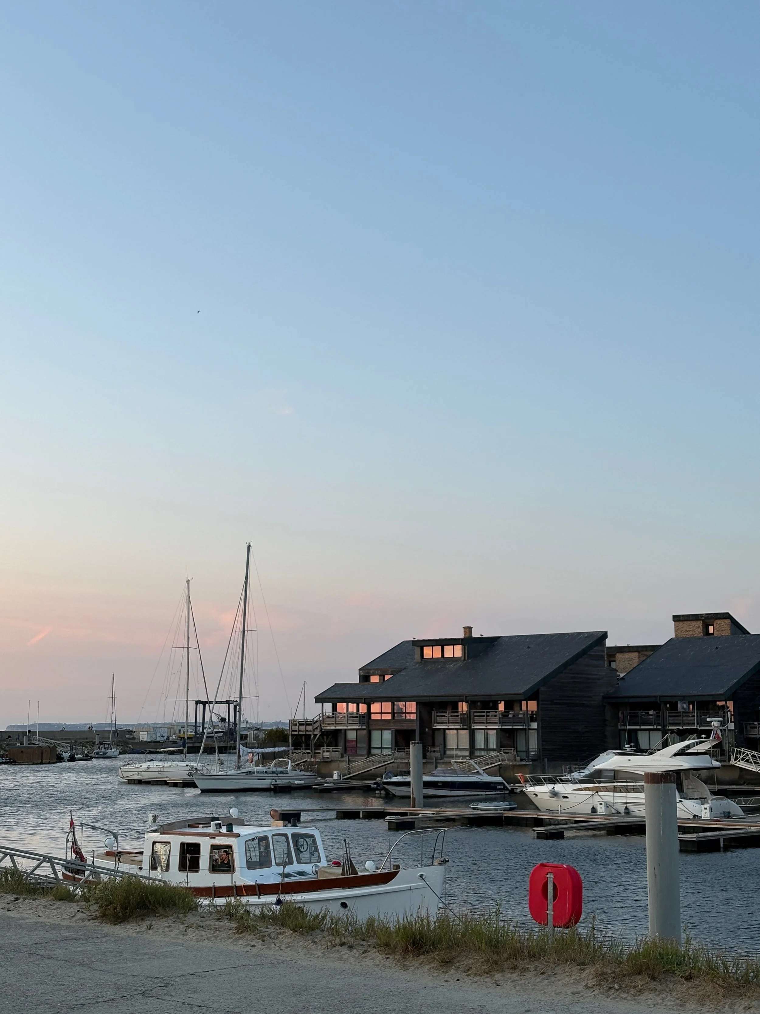 Note 46 - Deauville in August