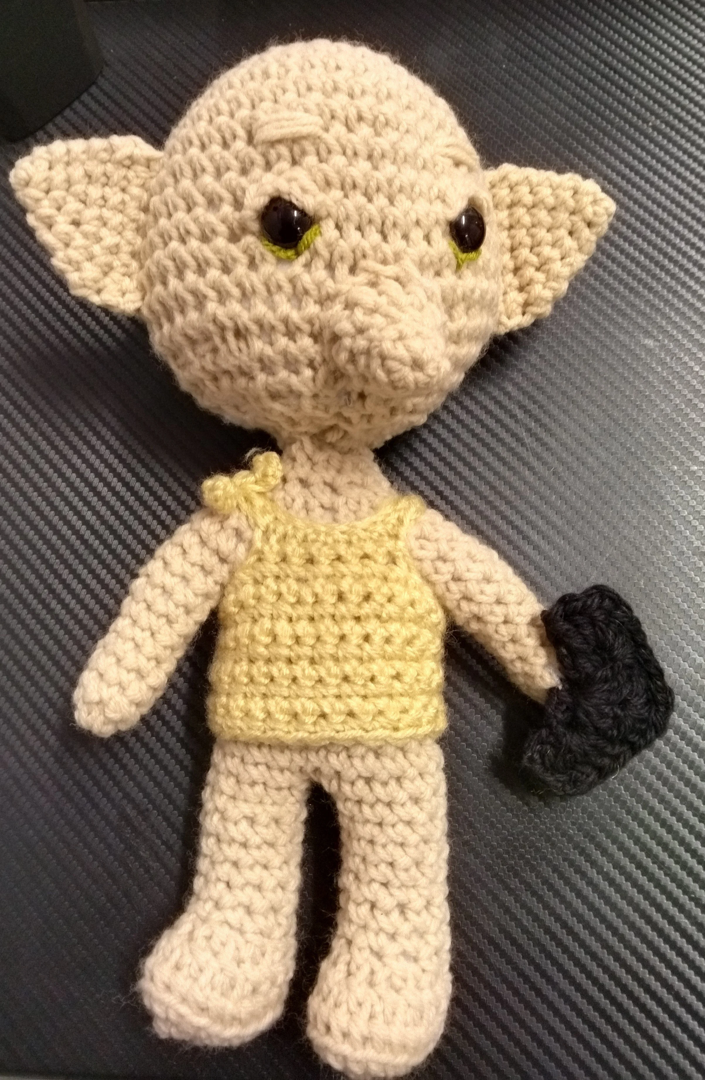Dobbie Free Elf (14"x 6")