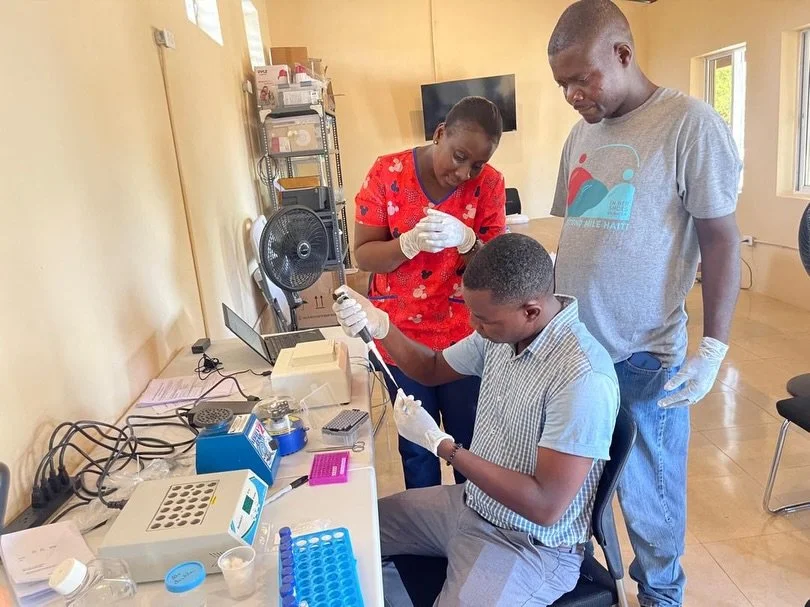 We are so excited for our friends at @secondmilehaiti and their brand new HPV lab!🎉

At Midwives for Haiti, we have seen firsthand what access to HPV screening and treatment can mean for women. Since opening our own HPV lab and launching Li Viv in M