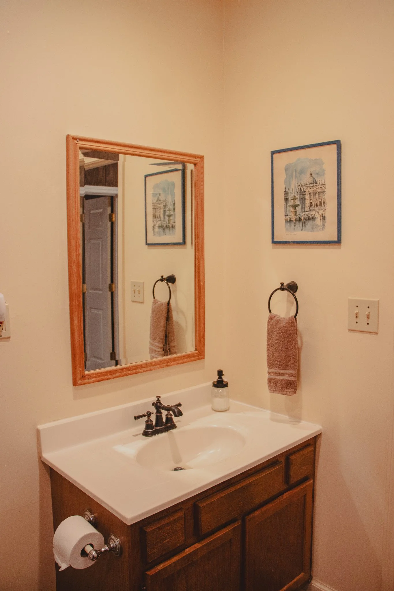 Midwest_Vacation_Wasatch-Lake_cabins_poplar-ridge_bathroom.jpg