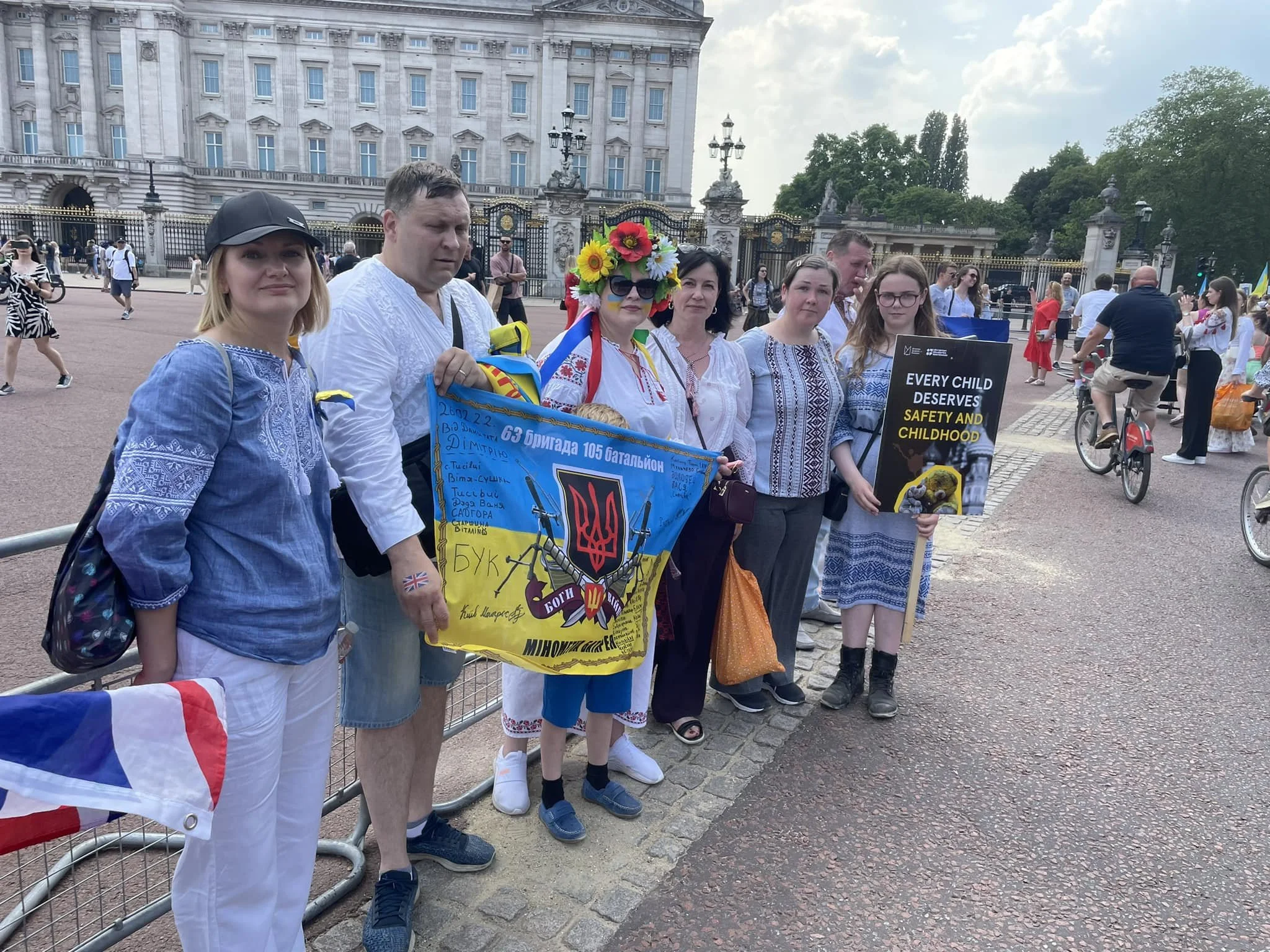 Ukrainian Community of Milton Keynes Joins Vyshyvanka Parade in London