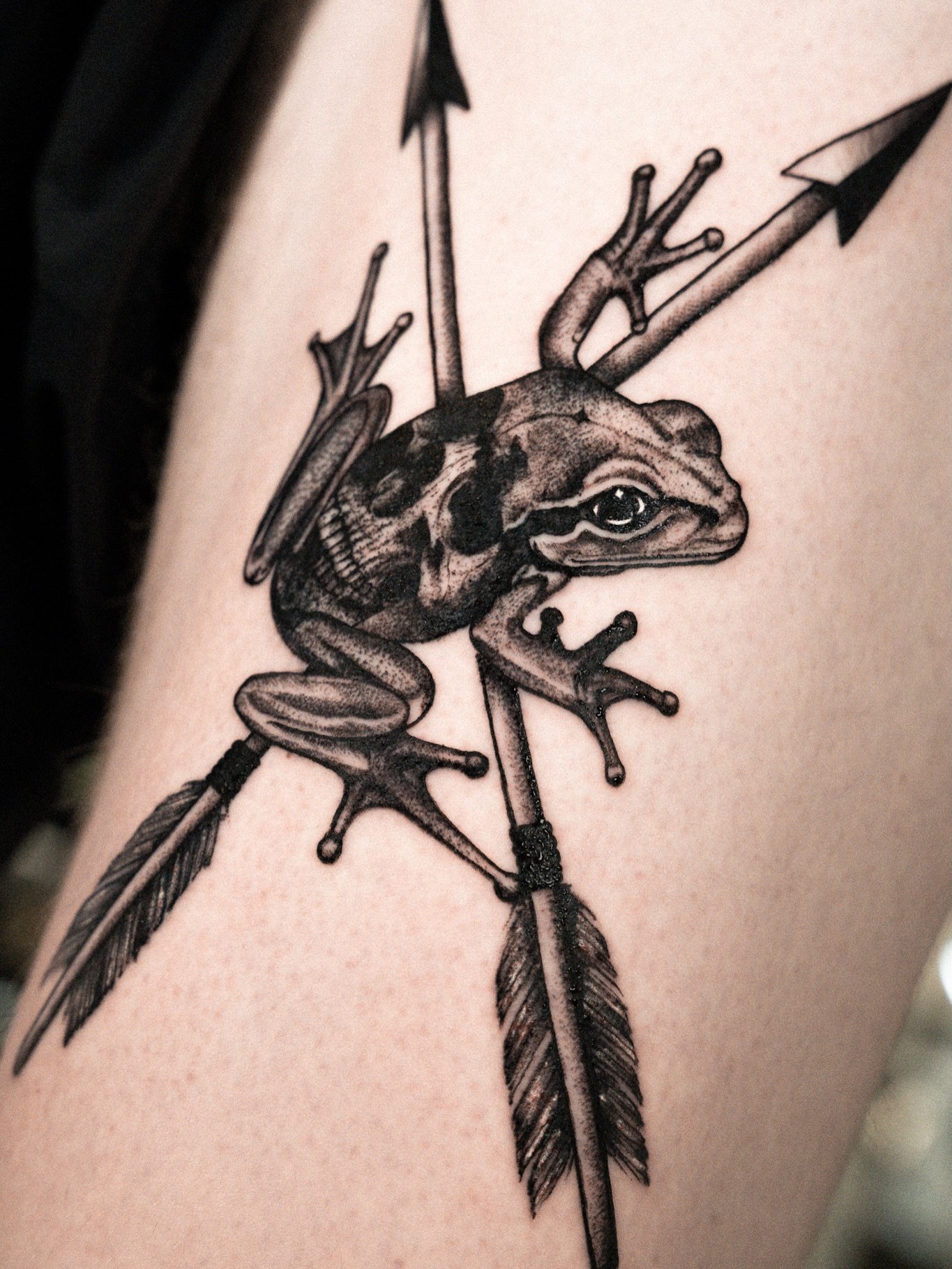 Giftpfeilfrosch f&uuml;r @1_janic_ 🐸🏹

Danke dir, Janic, f&uuml;rs immer wieder Vertrauen und Vorbeikommen!
Ich feiere unsere gemeinsamen Projekte sehr und freu mich schon auf deine n&auml;chste Idee.

Dieses Mal durfte ich einen Giftpfeilfrosch mi