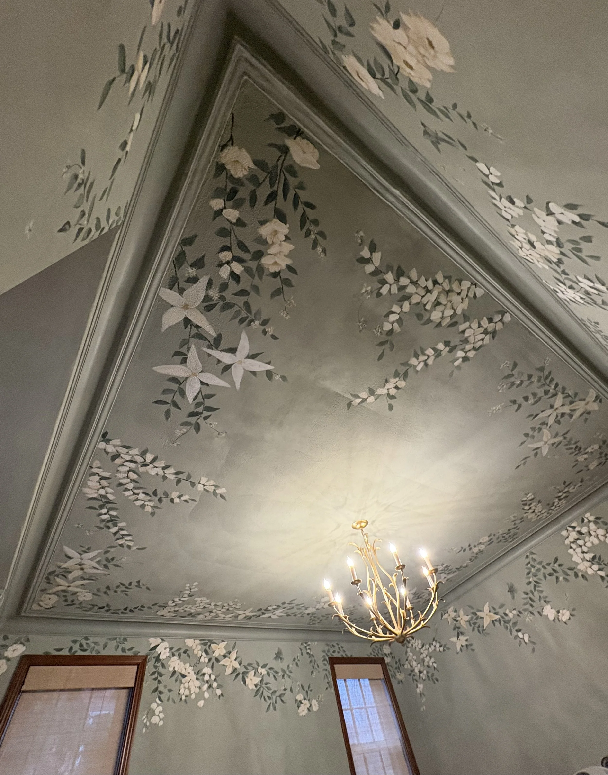 Mineral Wash Dining Room