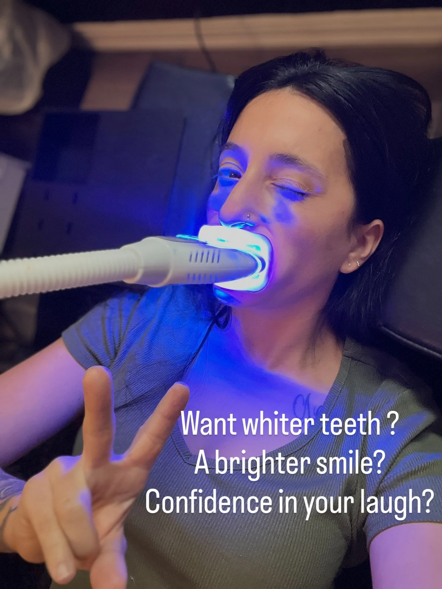 Have you been waiting for a teeth whitening promo? Here it is friends ! 

Sept 25th- Oct 8th 20% off regular price both half and full session ! 

Use code : white20

✨ Ready to show off your brightest smile? ✨
Teeth whitening gives you:
💎 A confiden