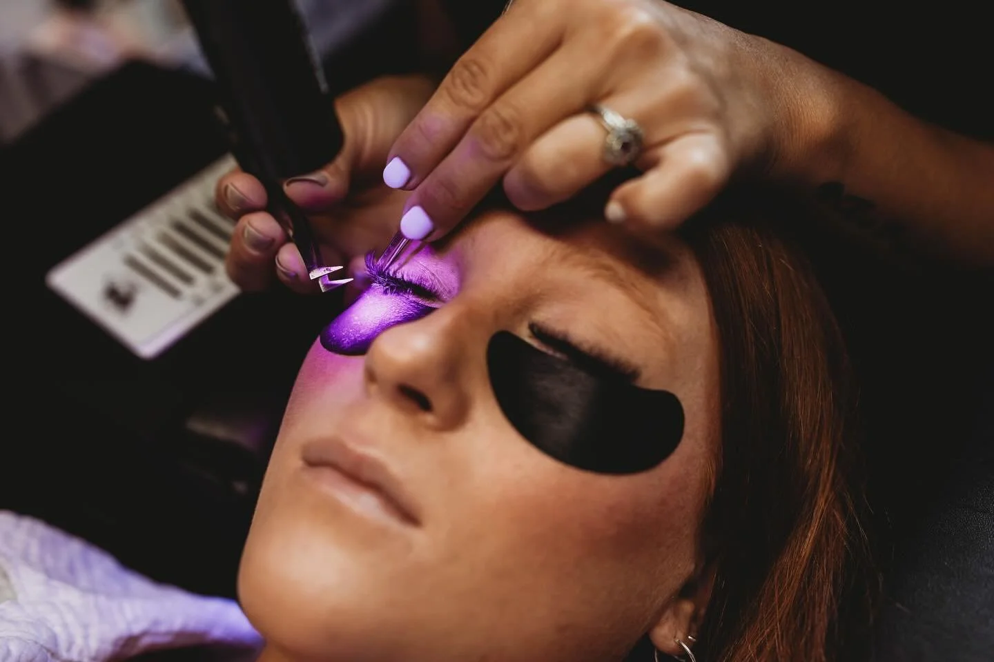 ✨ GIVEAWAY ALERT ✨
When we hit 1,000 followers by New Year&rsquo;s Day, I&rsquo;m giving away ONE FREE Classic Lash Set 🖤

💫 Help me reach this goal!
✔️ Follow my page
✔️ Like this post
✔️ Share to your story
✔️ Tag your friends (each tag = extra e