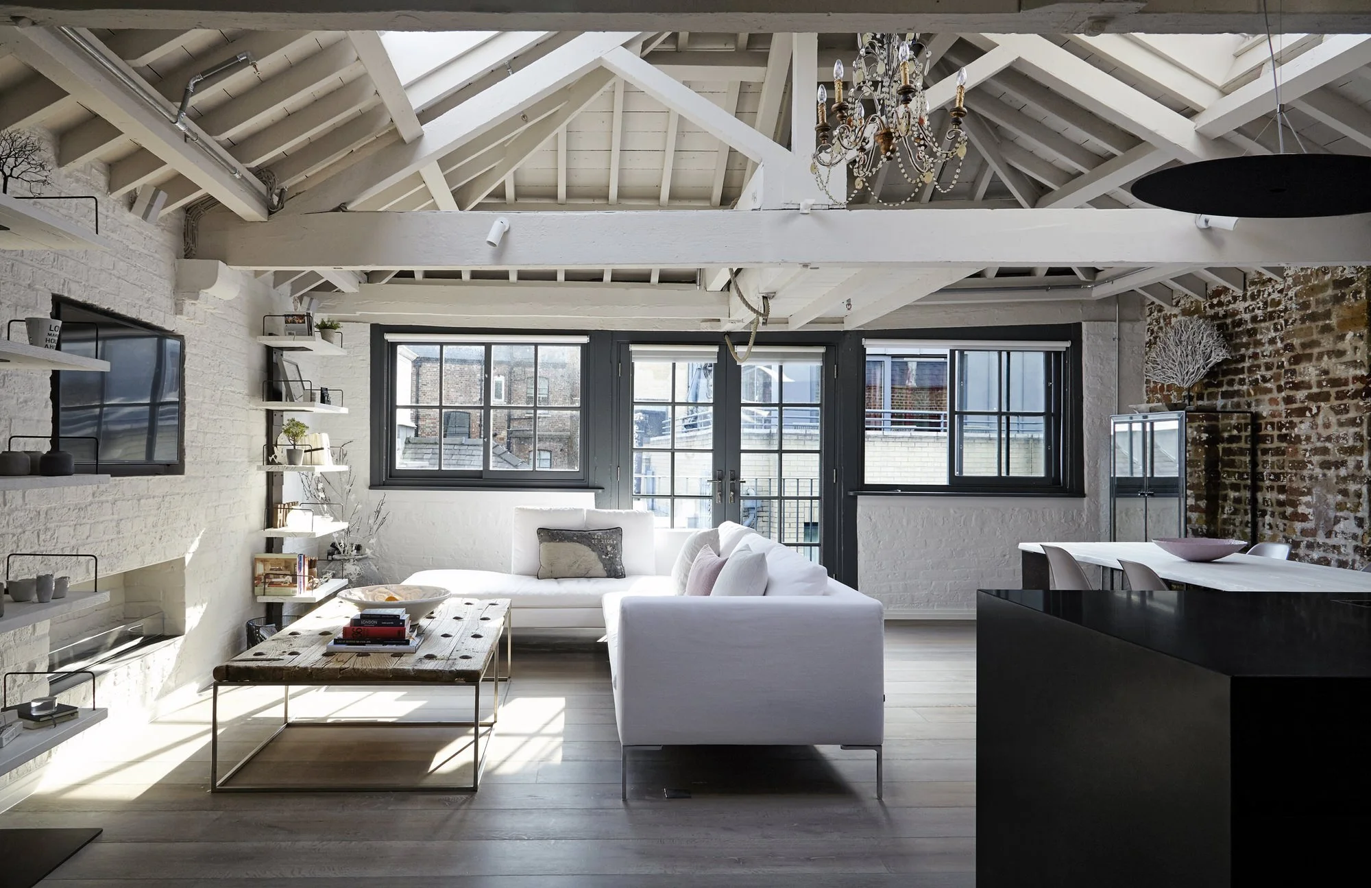 8b_20160816 BourletCloseInteriorTop-214.jpg