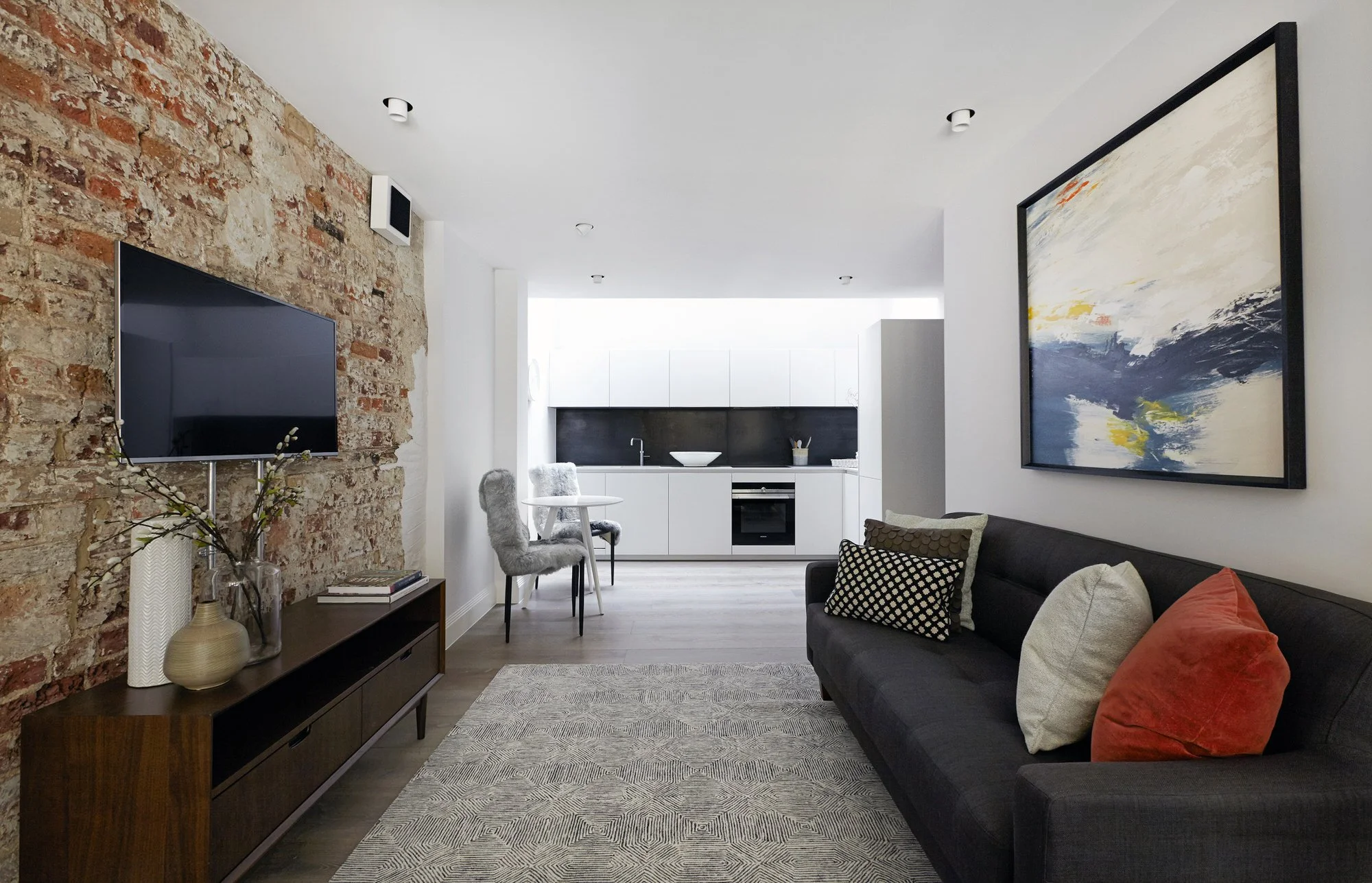 Apt 1- 13a_20160816 BourletCloseGround-130.jpg