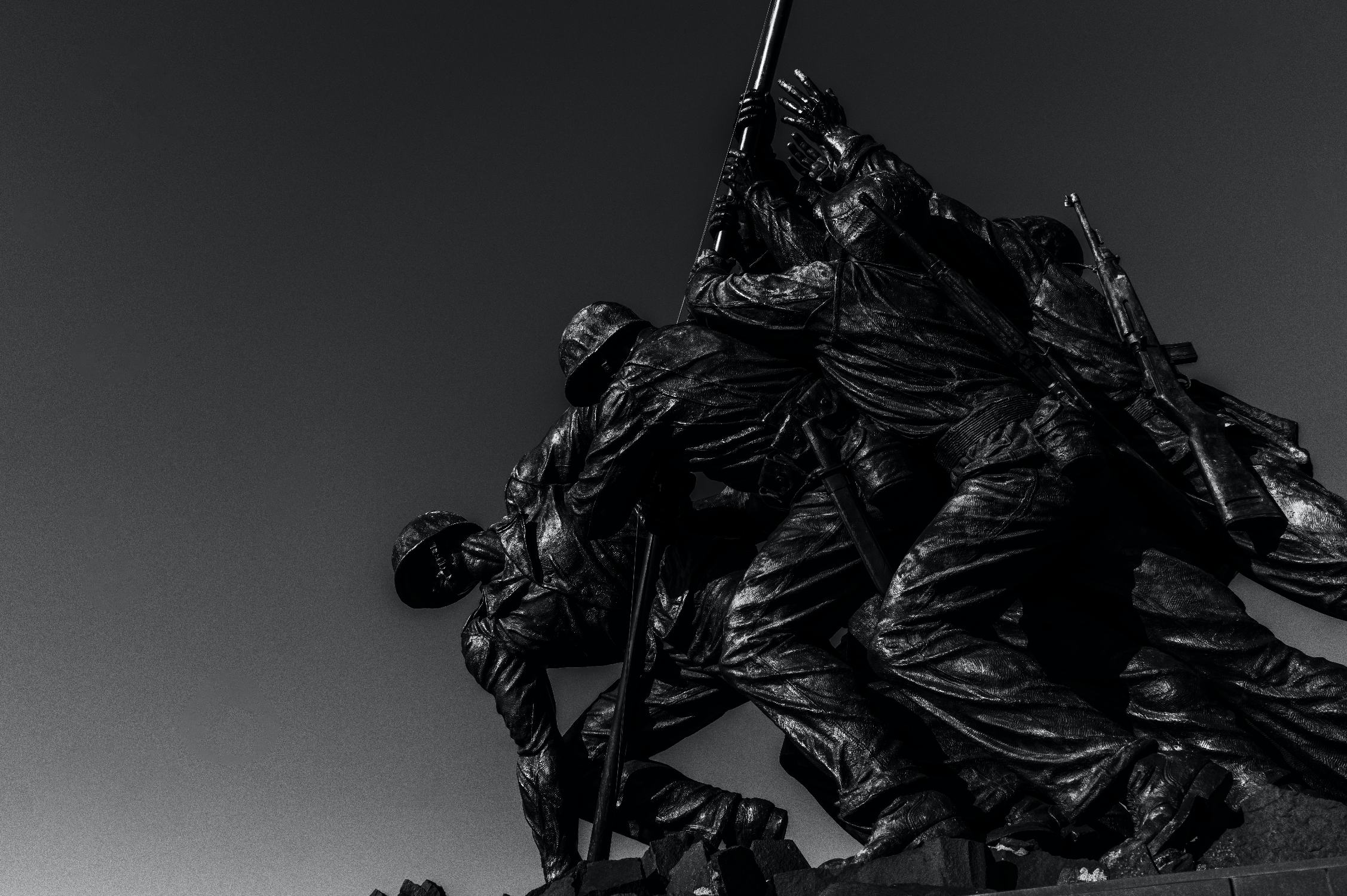 I w o J i m a D e u x