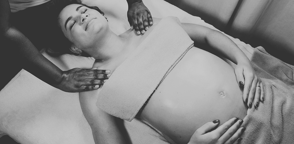 Prenatal Massage: How It Works, Key Benefits, and Safety Tips for Expectant Moms