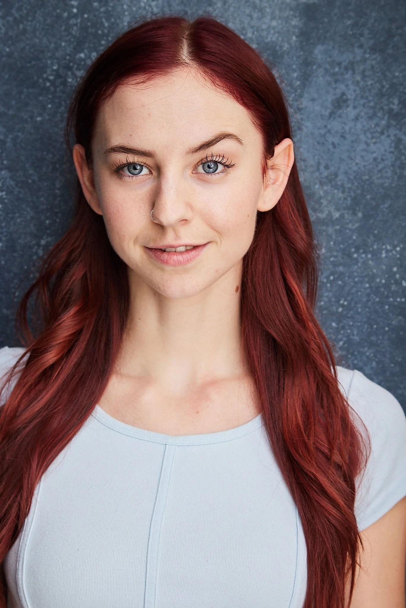 Anna_Headhshots_2025112513862.jpg