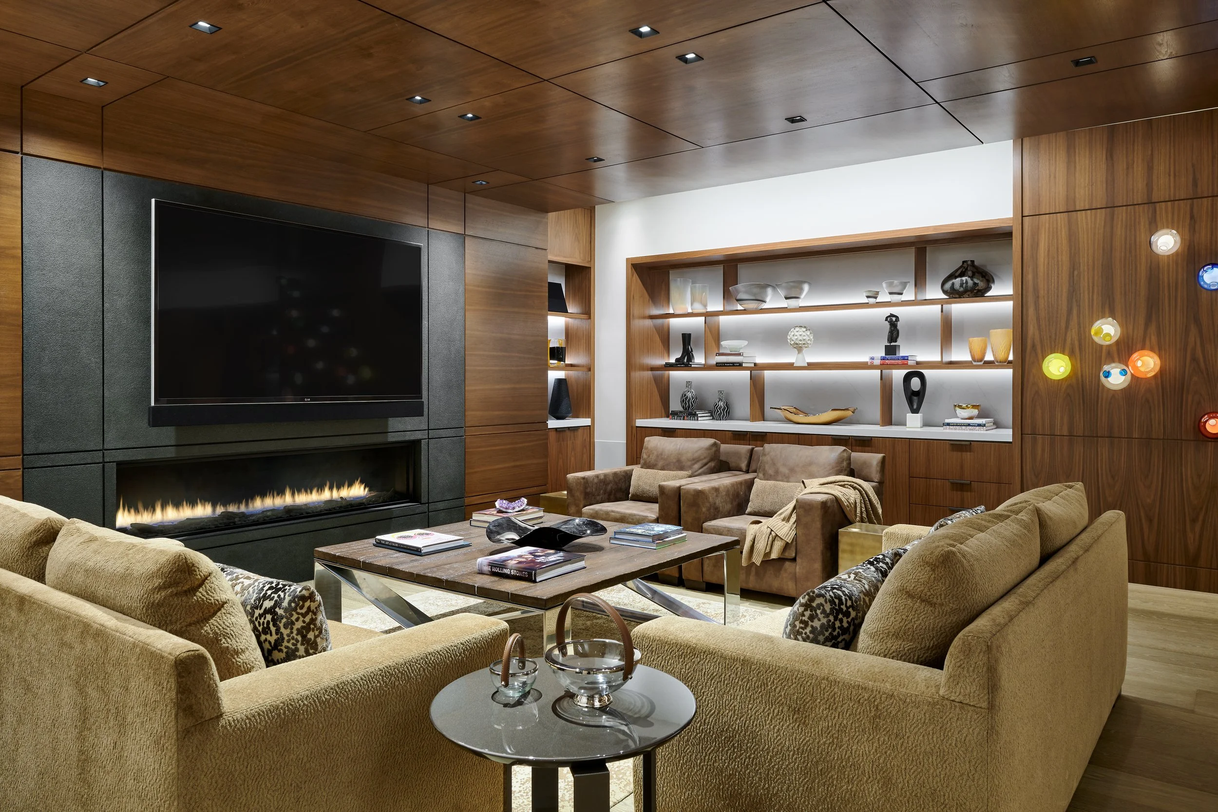 Casa Cresta Media Room.jpg