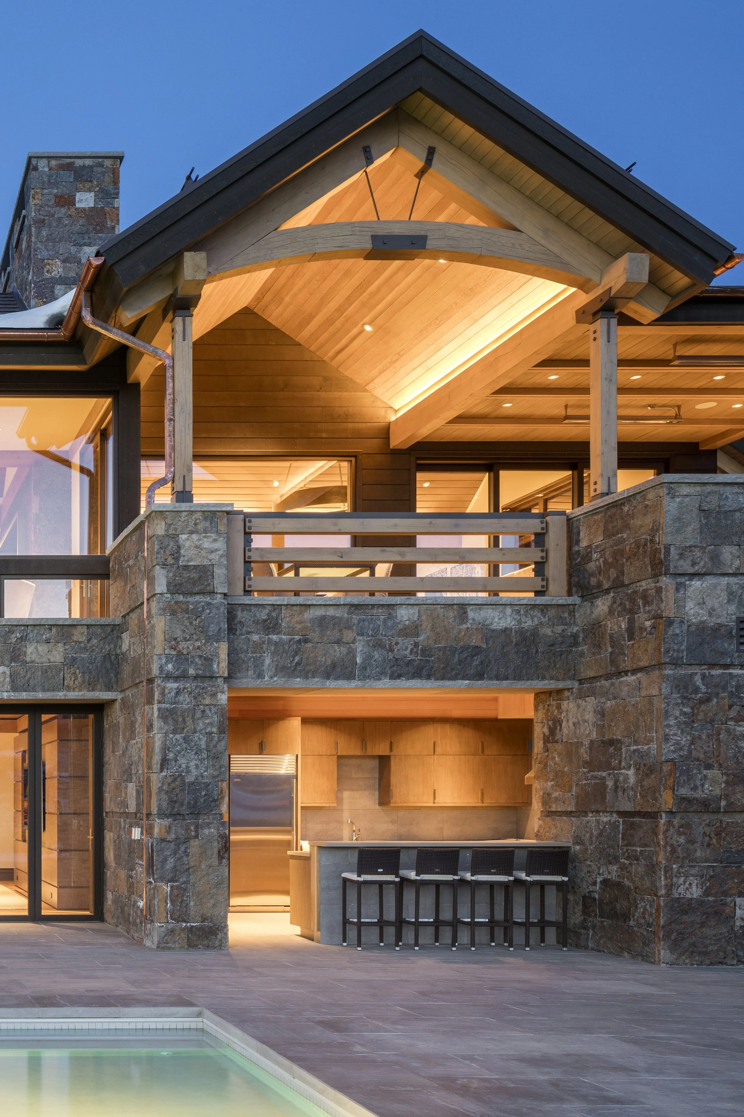 14 S Outdoor Kitchen.jpg