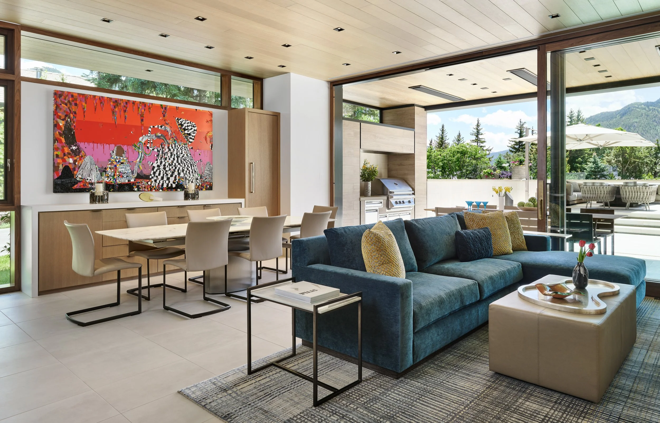 Casa Cresta Family Room.jpg