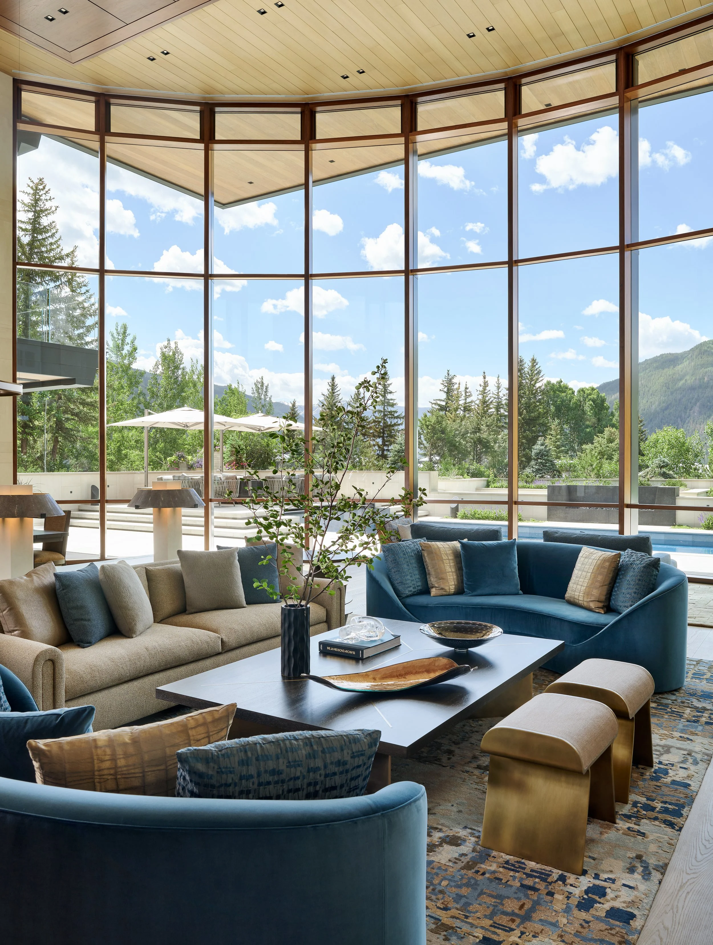 Casa Cresta Living Room A.jpg