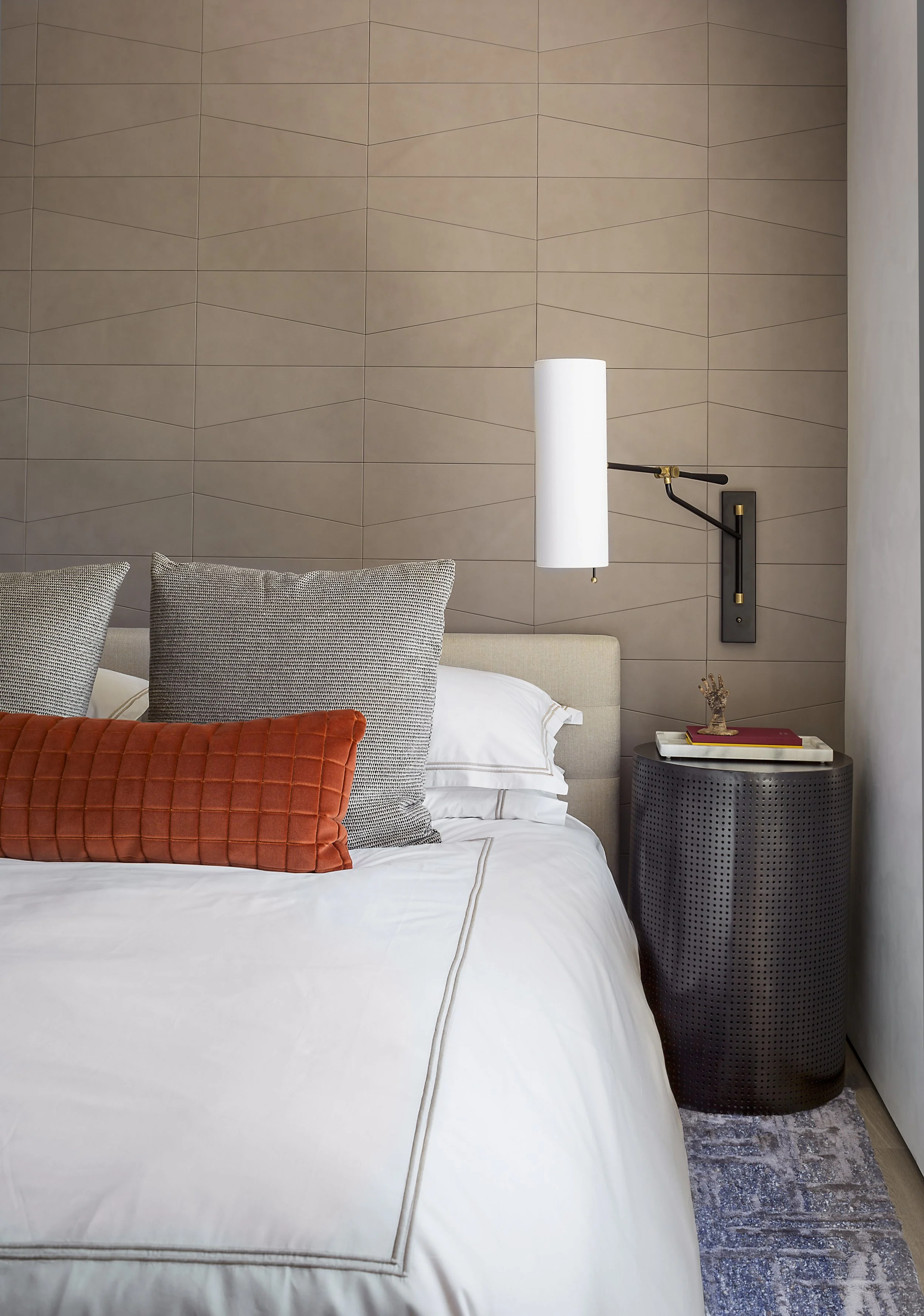 18 DBP Guest Bed 3.jpg