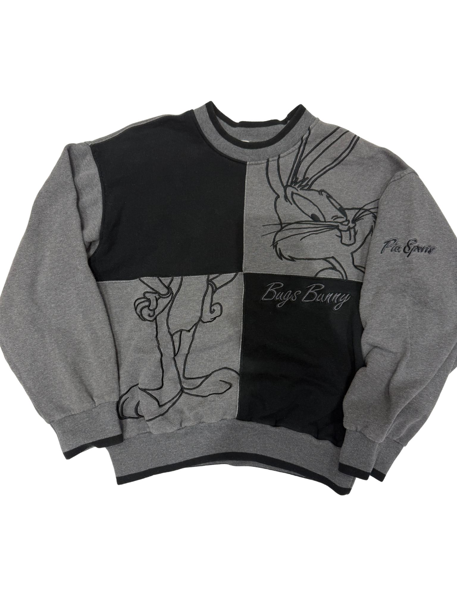 Vintage Bugs Bunny Crewneck – Two-Tone Patchwork Graphic Sweatshirt