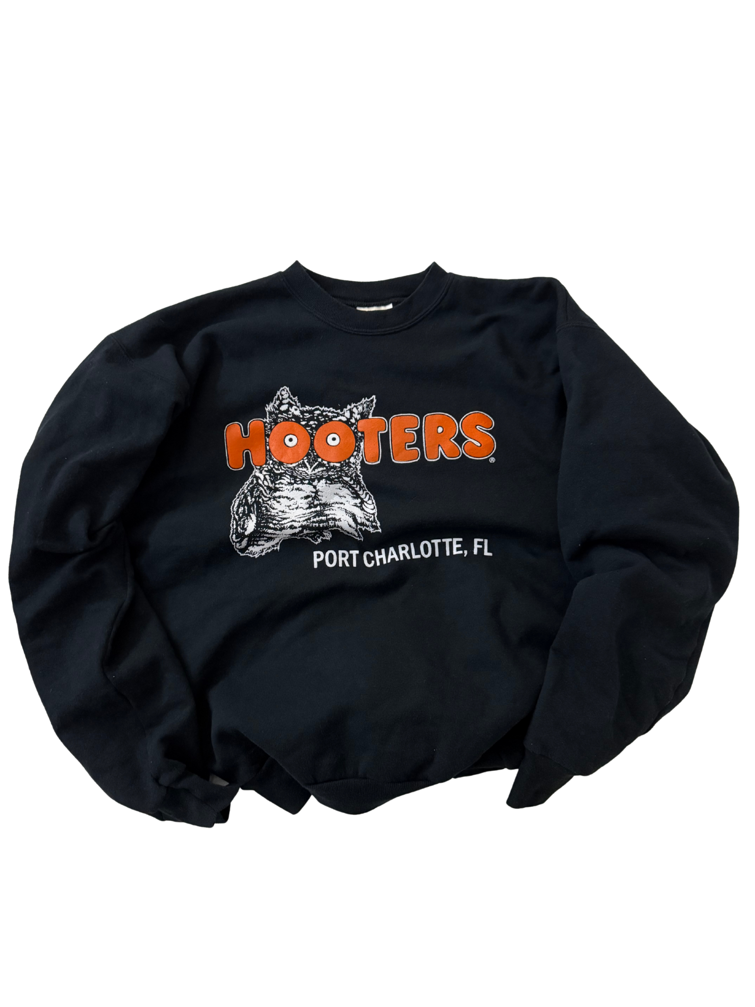 Vintage Hooters Port Charlotte Crewneck – “Delightfully Tacky, Yet Unrefined.”