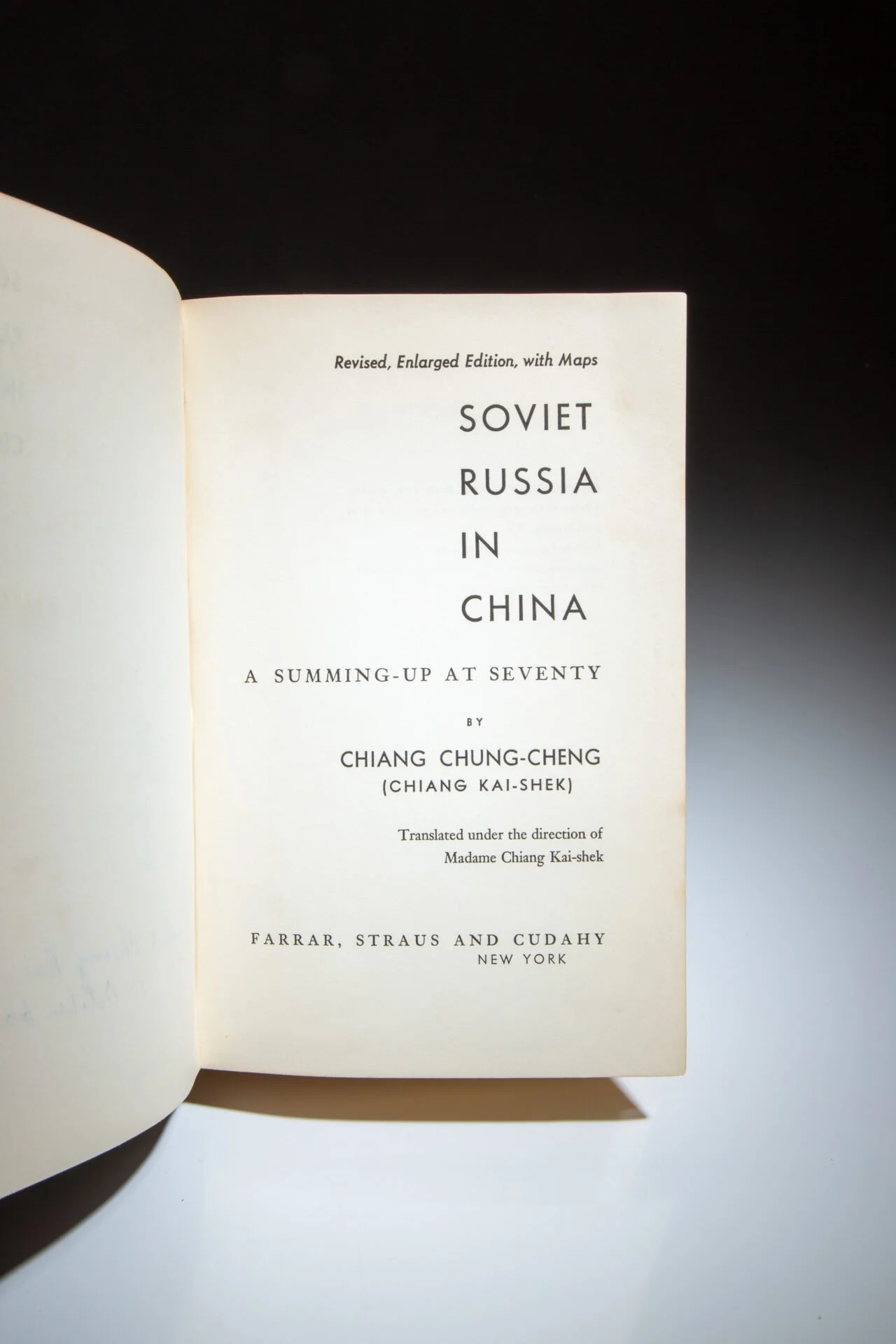 Chiang-Kai-shek_Soviet-Russia-in-China_15319-5.jpg
