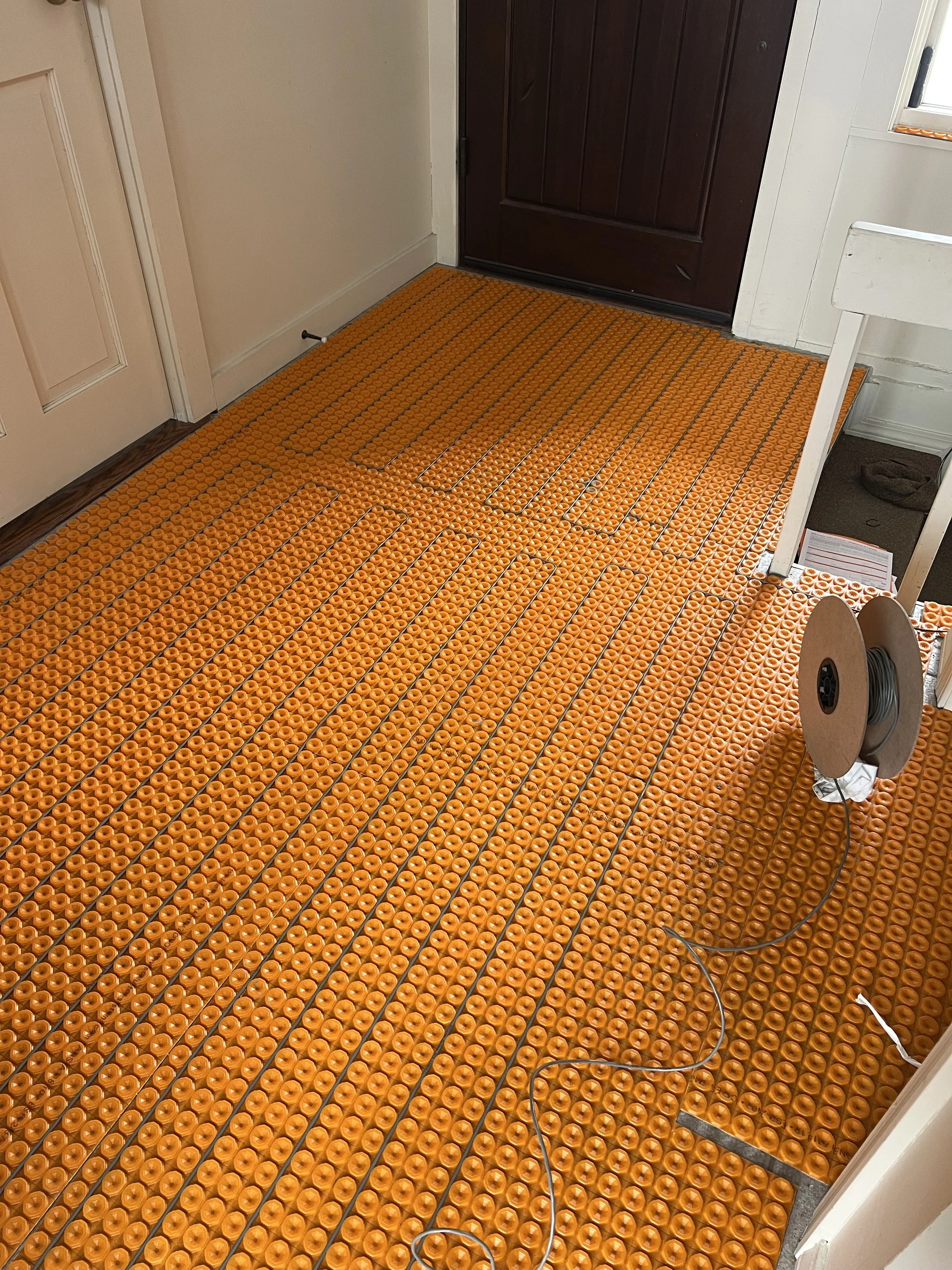 Electric floor heat installation