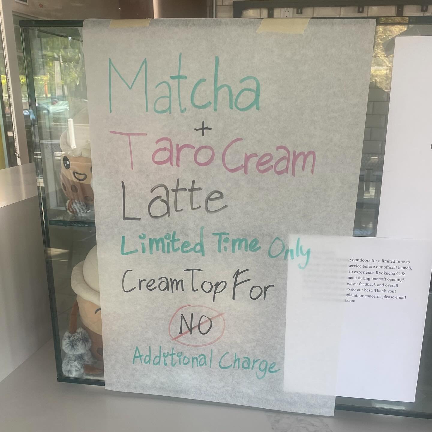 Enjoy our taro cream top, a cream made from Straus&rsquo; premium quality milk and natural taro fruit.  Blended and whipped in house, this cream top makes for an excellent addition to any latte.
