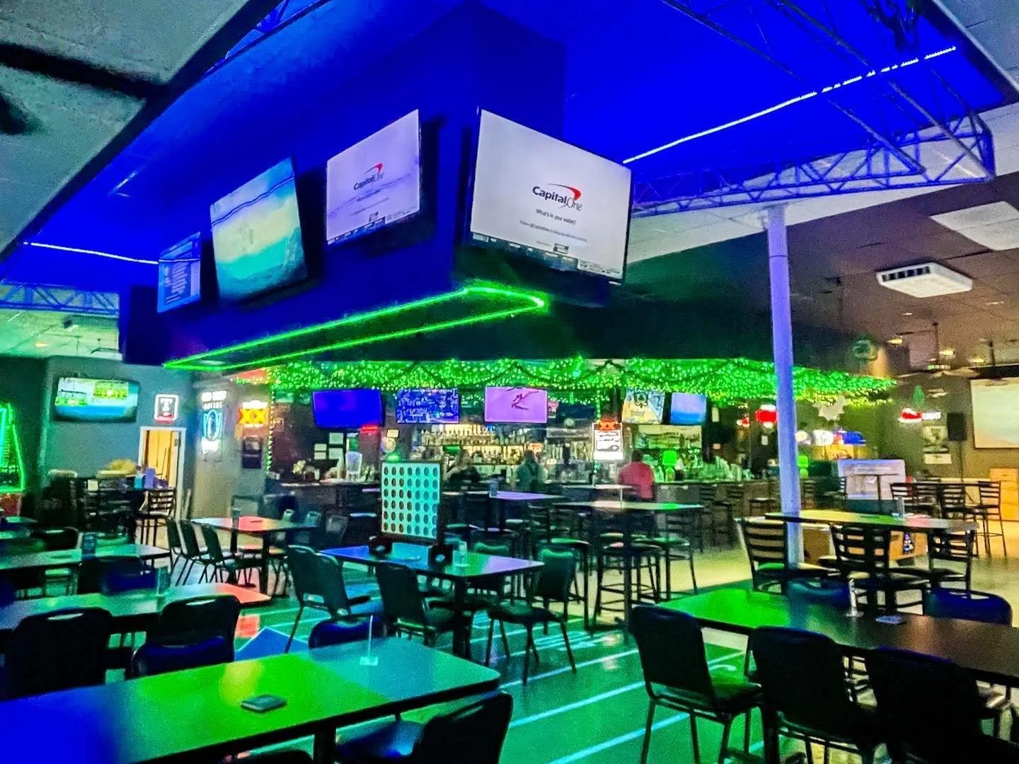 Parade&rsquo;s over, but the party&rsquo;s just getting started! 🍀🍻Let's get shamrocked!

🍀 St. Paddy&rsquo;s Party at Rix! 🍀
Stars vs. Red Wings at 7PM! 🏒🍻

SPECIALS: 
Loaded Irish nachos (with fries!), green beer, Jameson specials, and Irish 