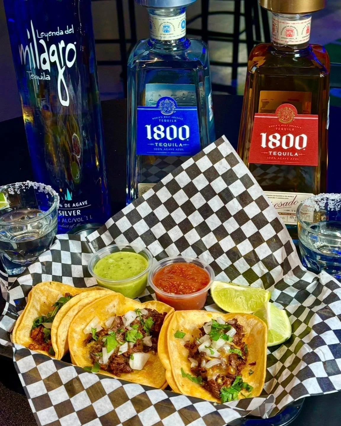 It&rsquo;s Taco Tuesdayyyy 🎉 
$7 1800 🍹 
$6 Milagro ✨ 
$2 tacos 🌮