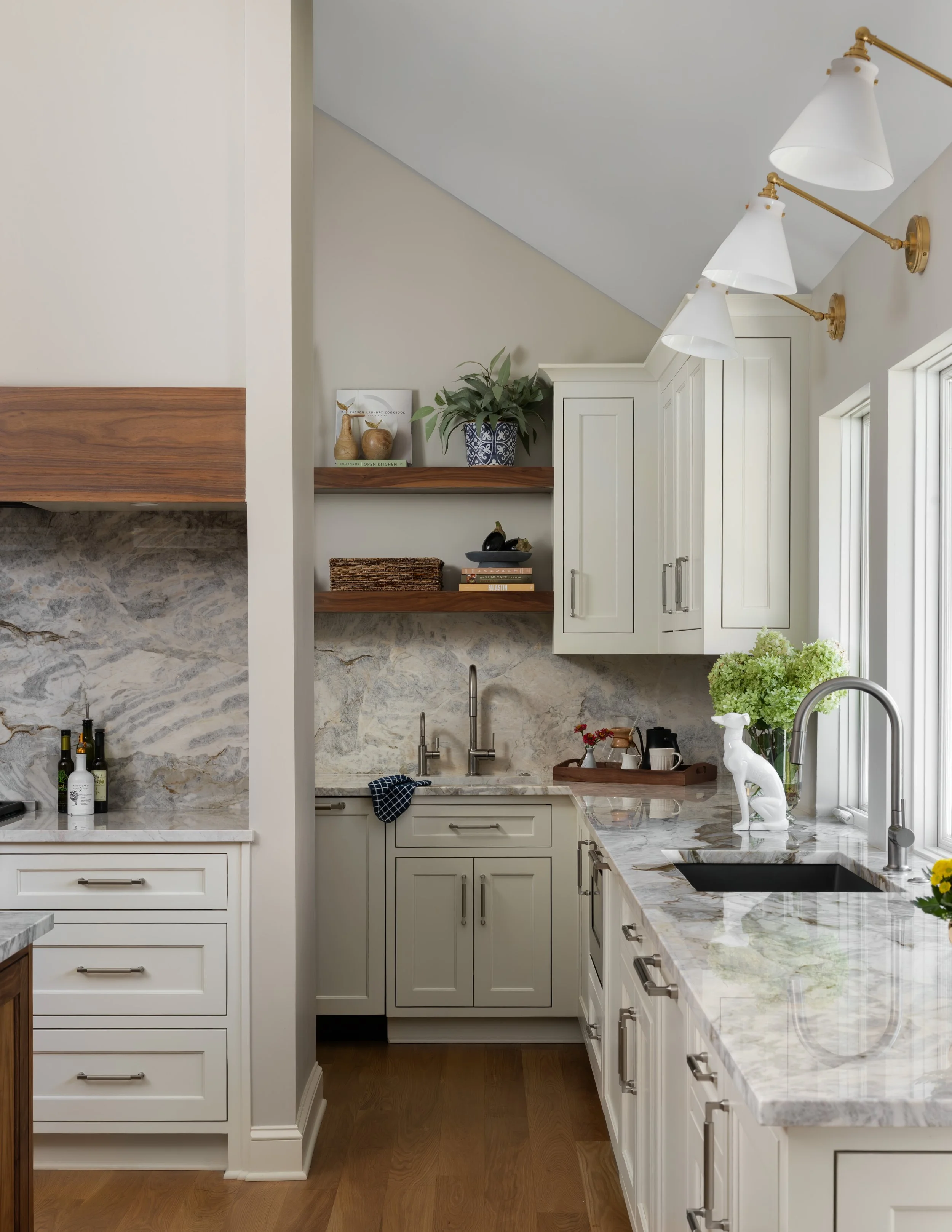 9705Residence(AmandaLeeInteriors-09.24.2025)-4.jpg