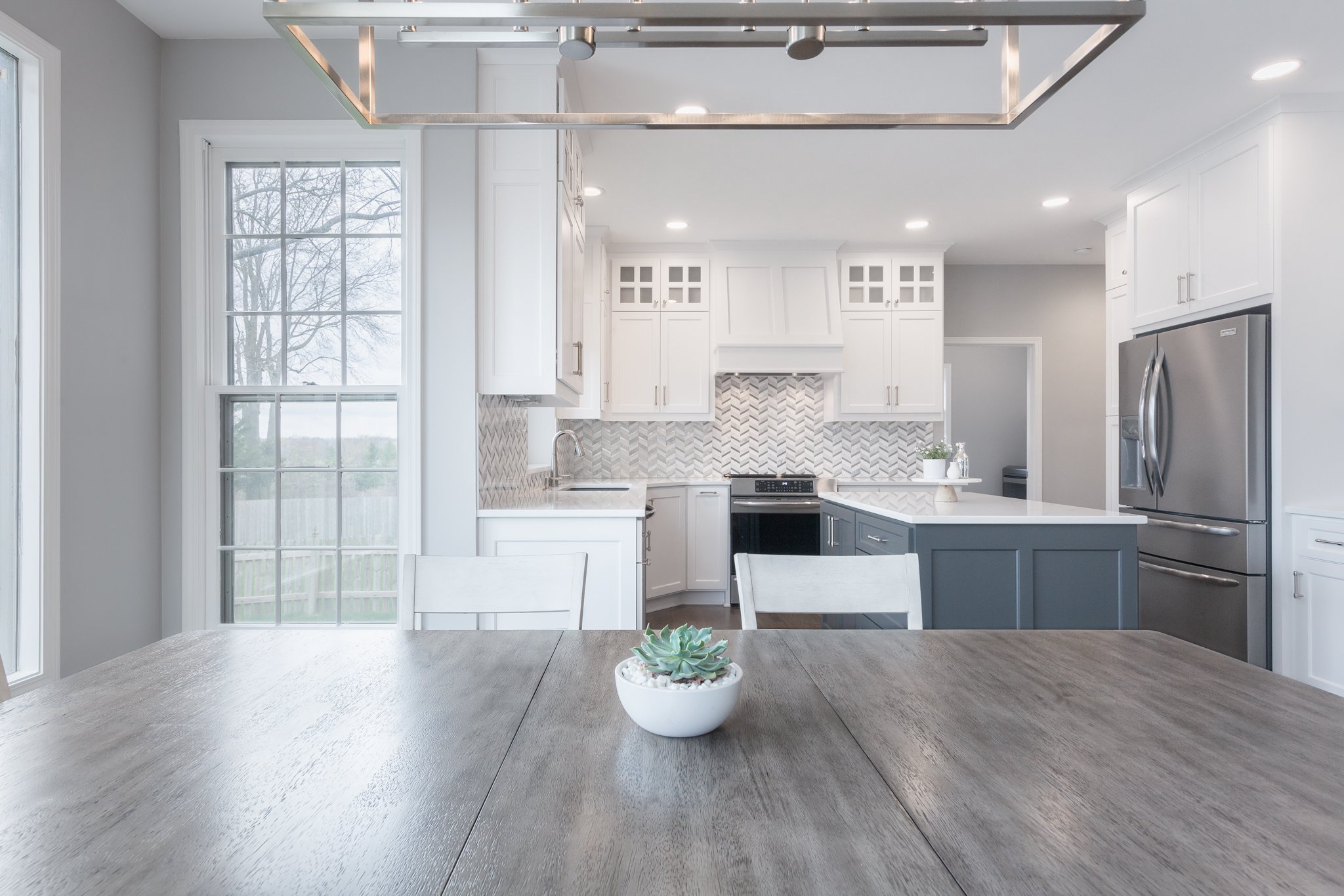 HAUSPICS - 9109 W 125 - Hi Res (9 of 11).jpg