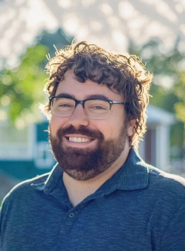 Hi my name is Steven Ponec, here at Steven Ponec Counseling