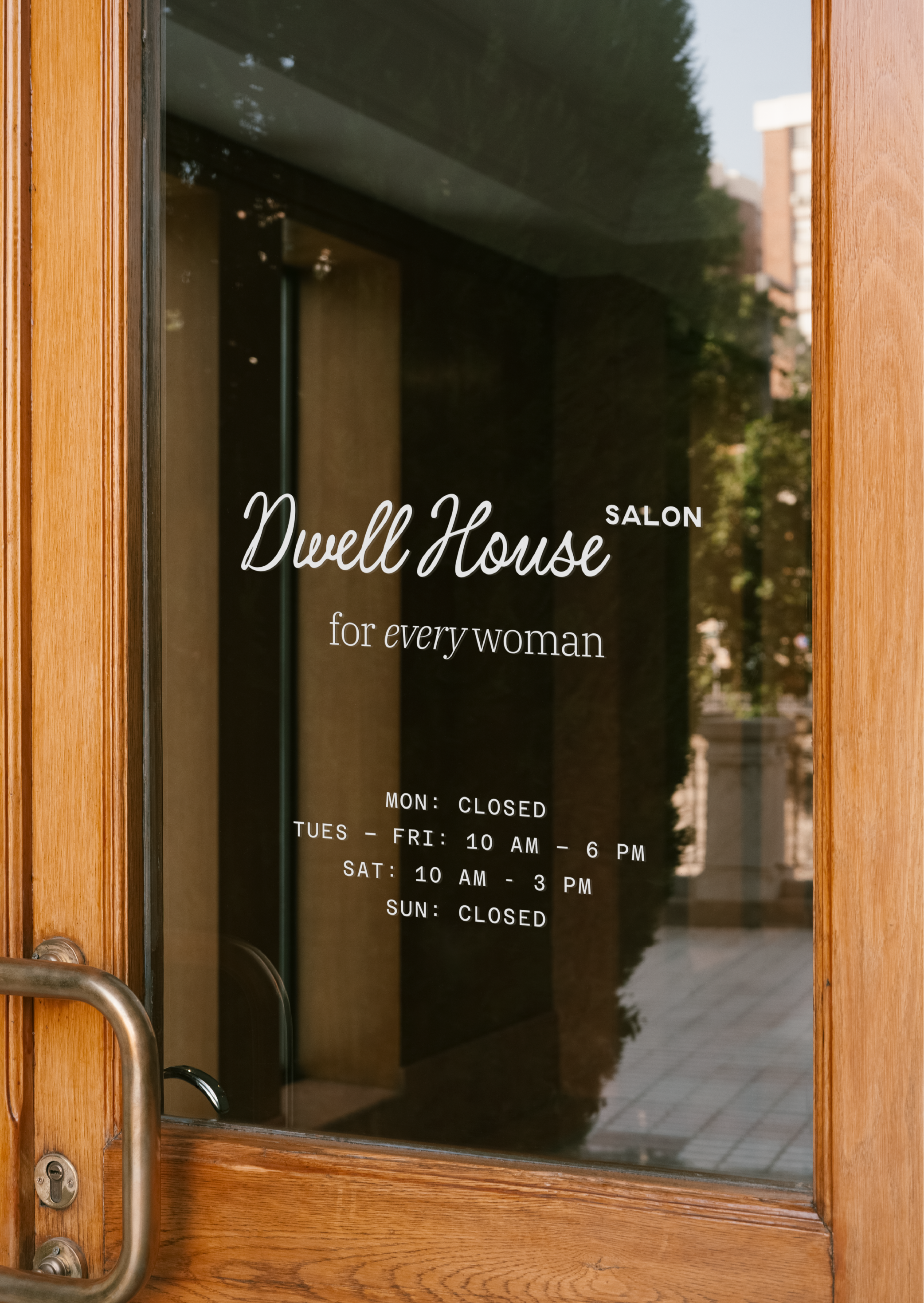 SIGNAGE MOCKUP