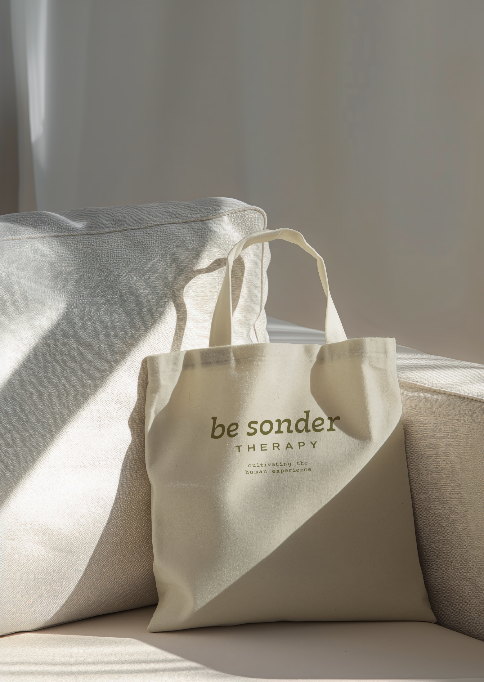 TOTE BAG MOCKUP