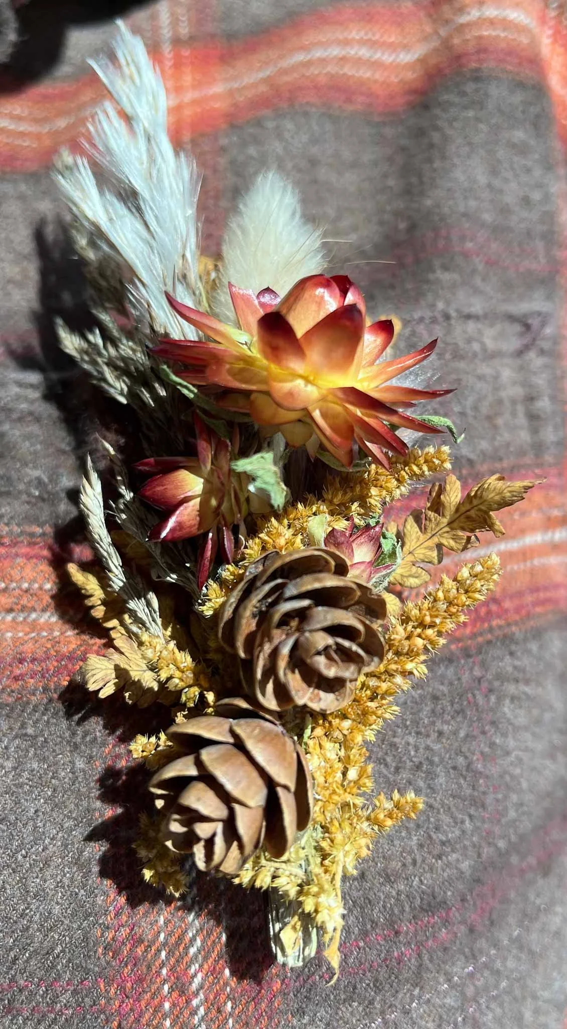 HAHiland- Autumn Boutonniere-1.jpg