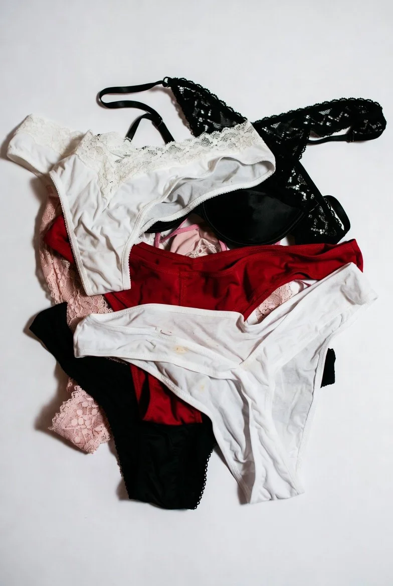 Discount Random Style Fake Worn Panties