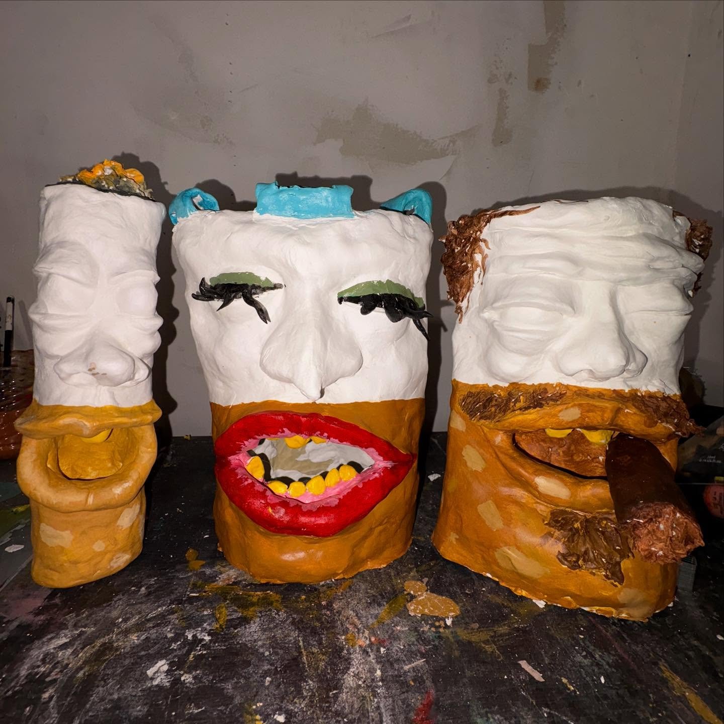 Gotta add momma ciggy to the ciggy family ofcourse 🧑&zwj;🧑&zwj;🧒&zwj;🧒🏡 
#claymation #americansitcom