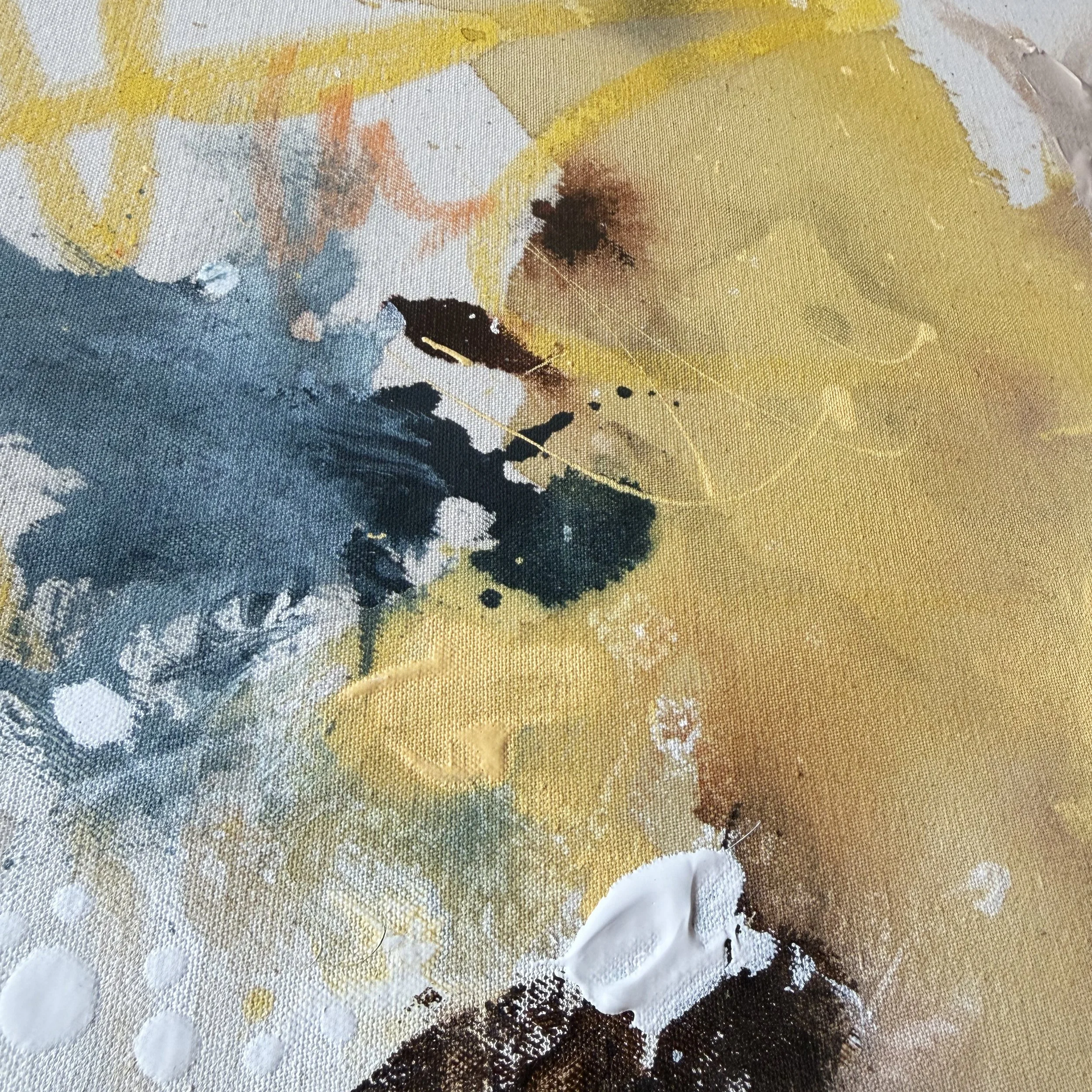 37.2YellowPlace60x60cm.JPG