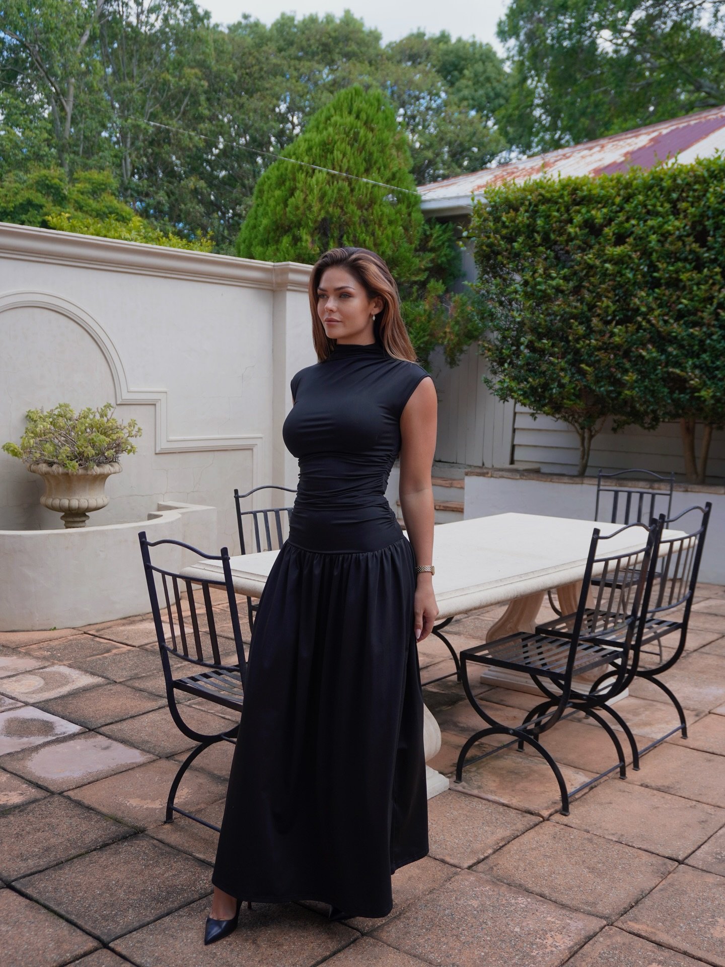 Black foreverrr 🖤 details @serramorphe LILLY10 💌 at the checkout