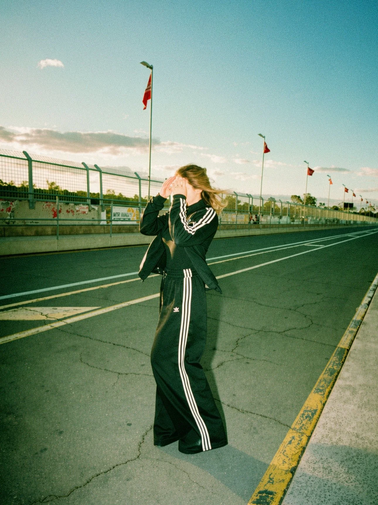 track days in tracksuits duh 🤠🖤