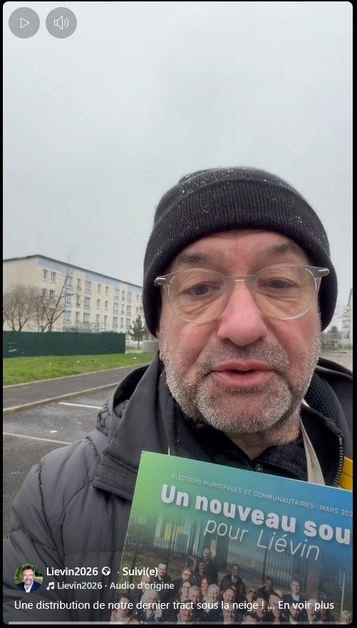 distribution de notre dernier tract sous la neige !