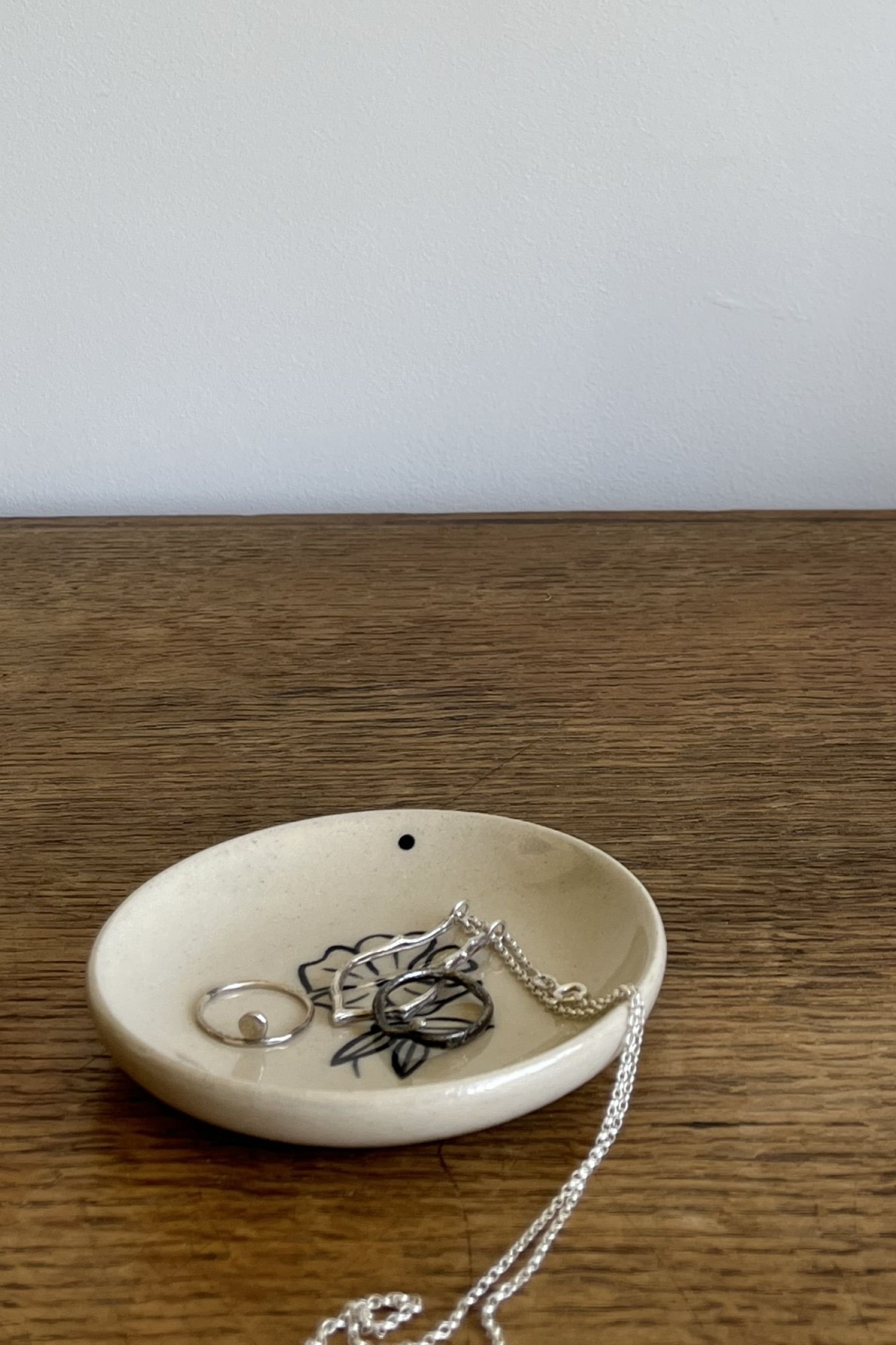 Handmade Stoneware Trinket Dish with jewellery.