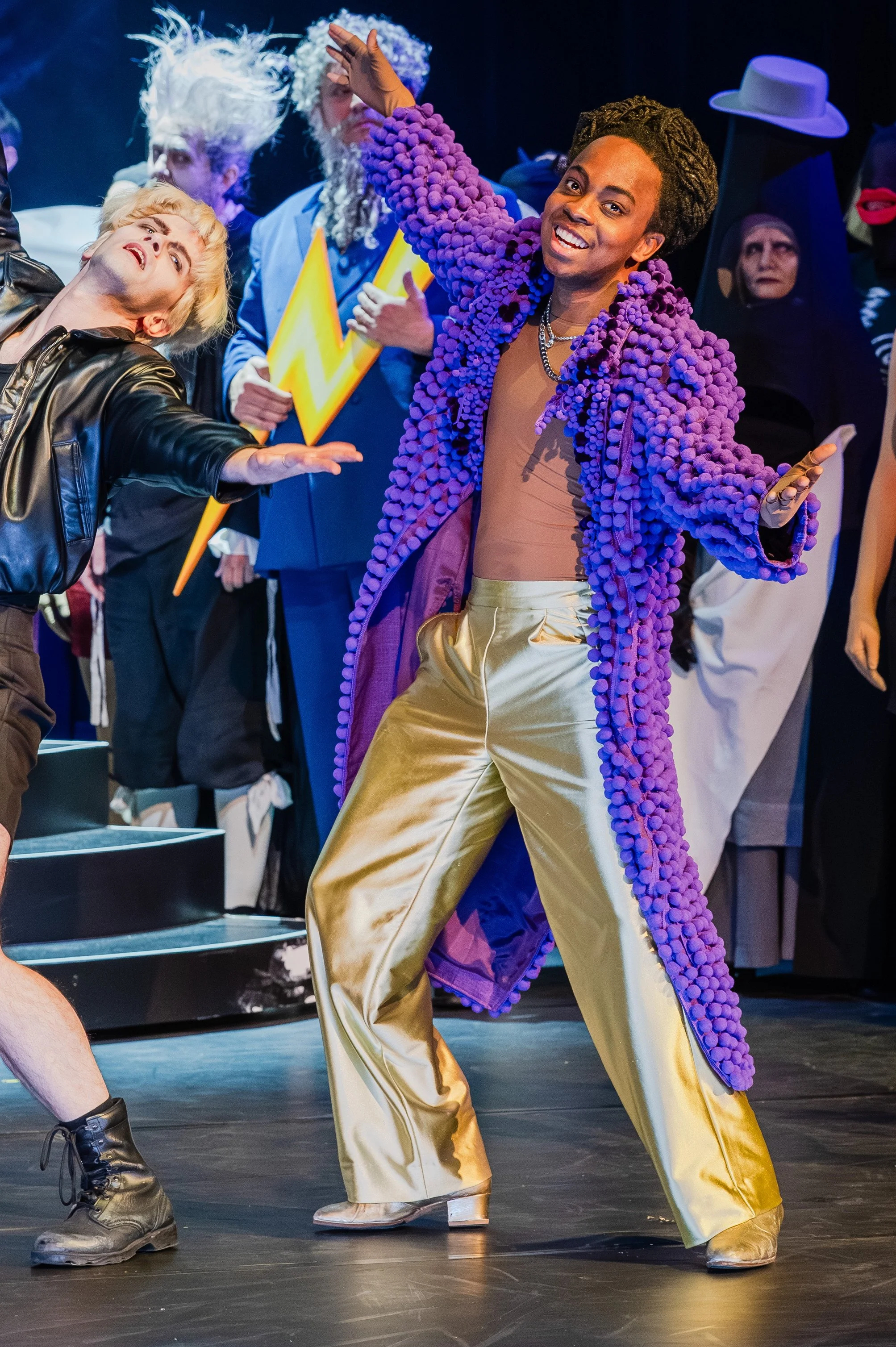 Kyle Fearon-Wilson as Bacchus (Musikalische Komödie Leipzig) ©Kirsten Nijhof