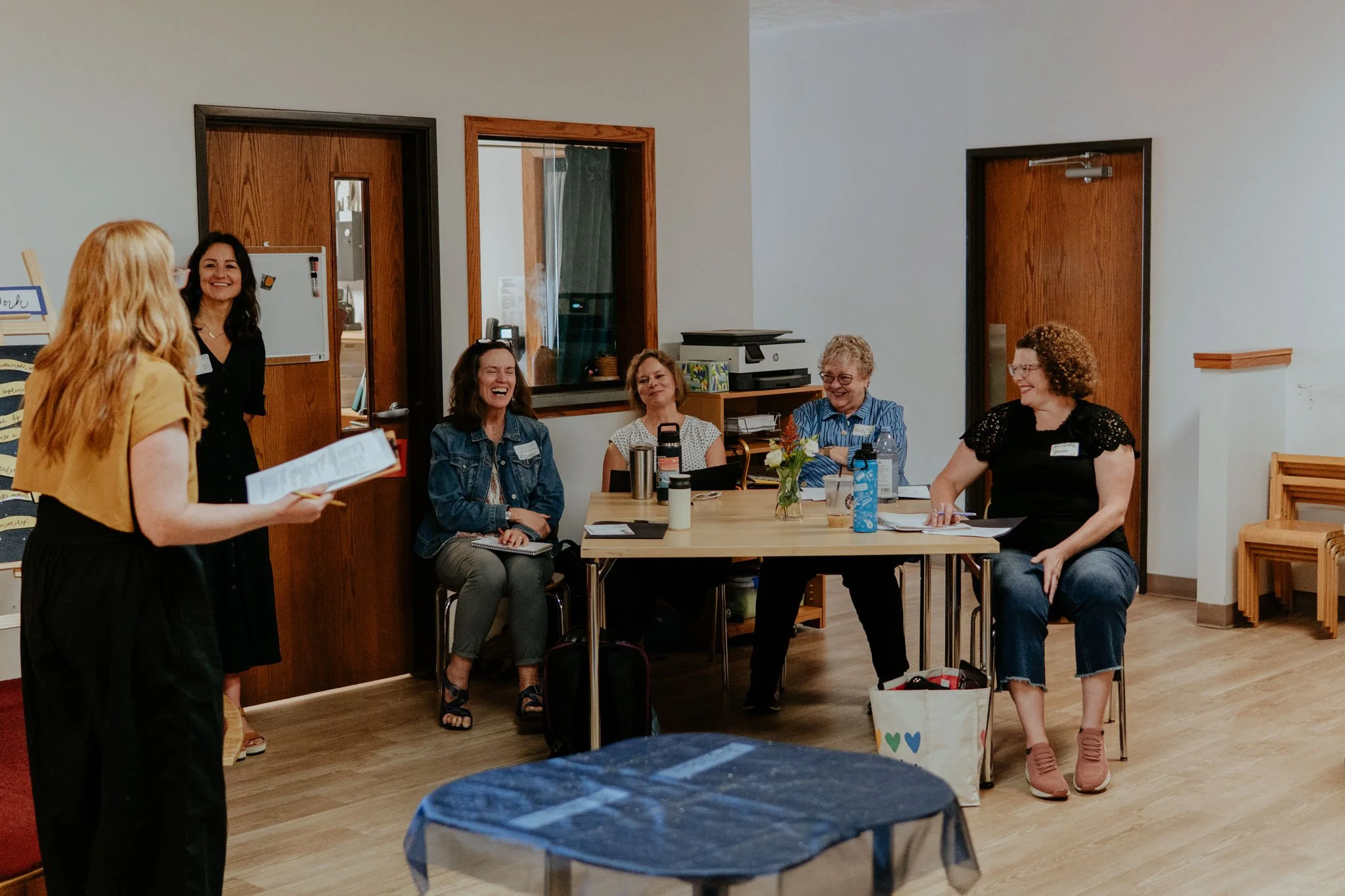 Elementary Cosmic Education: from integrated studies to integrated minds