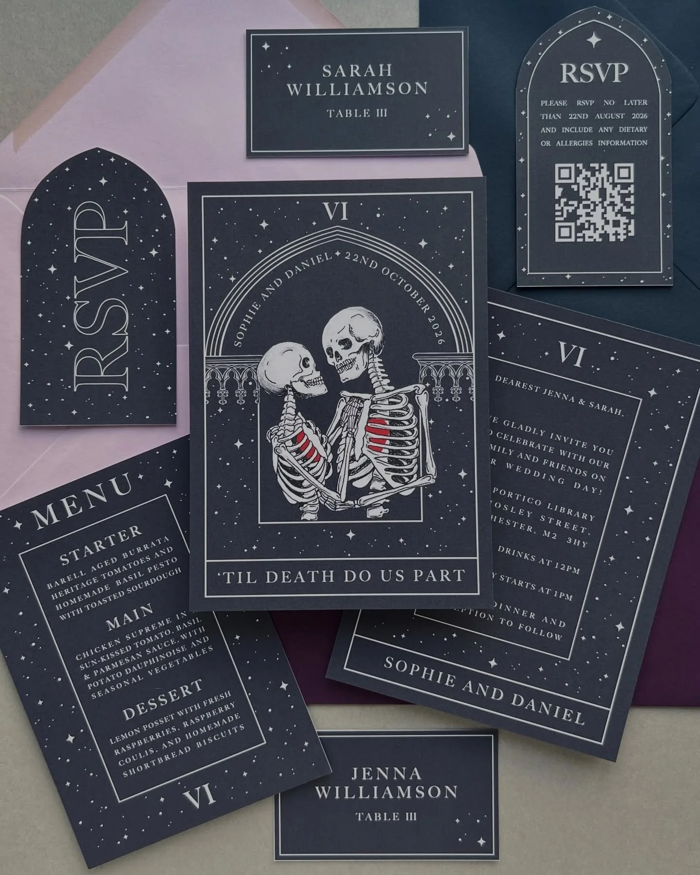 Top tip Thursday! 

Order spare invitations ✨

I would always suggest ordering some extras to allow for additional / last minute guests, invites that go missing in the post, damages or lost items, keepsakes and a set for your photographer to capture 